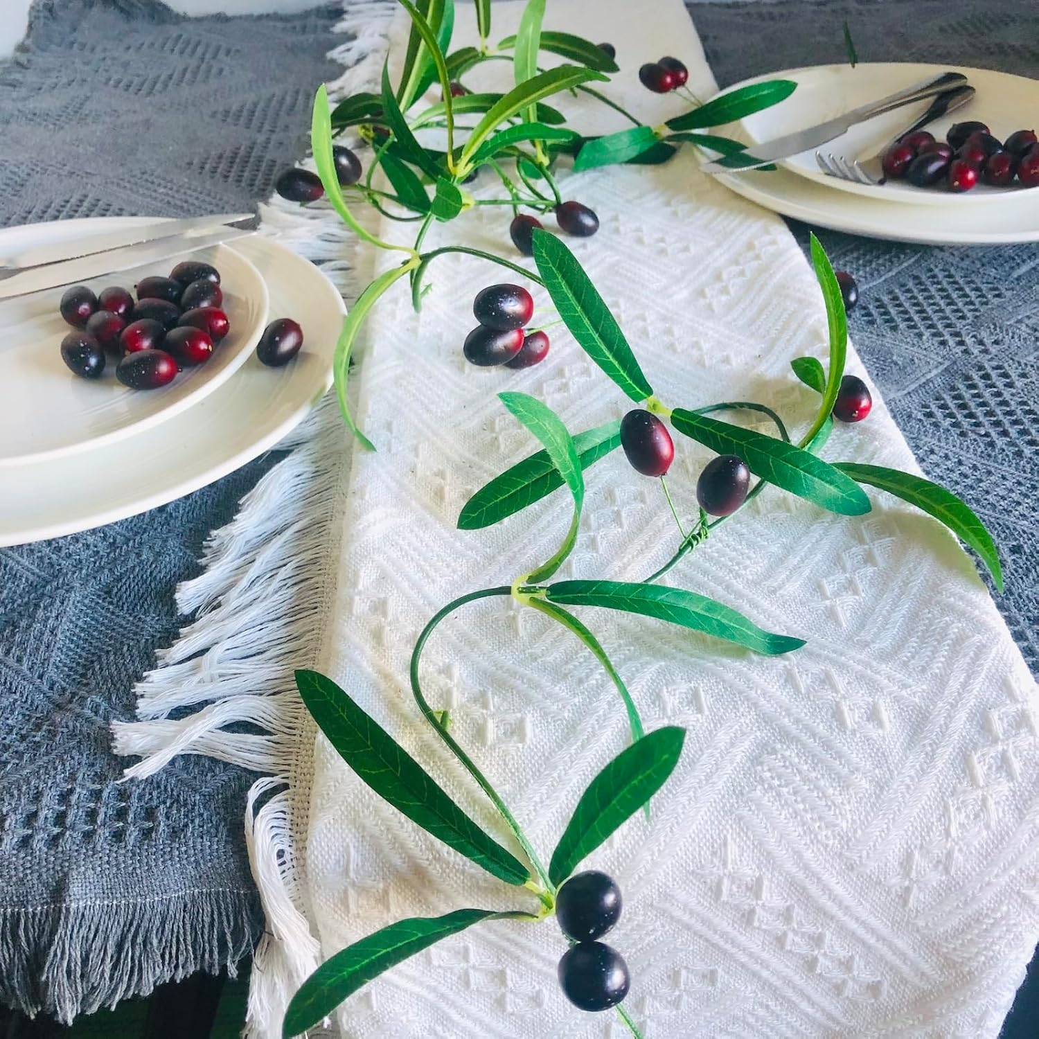 500 PCS Fake Fruits Artificial Olives for DIY Olive Branches Olive Garland Harvest Party Vase Filler Photography Props Decor (Red Olive)