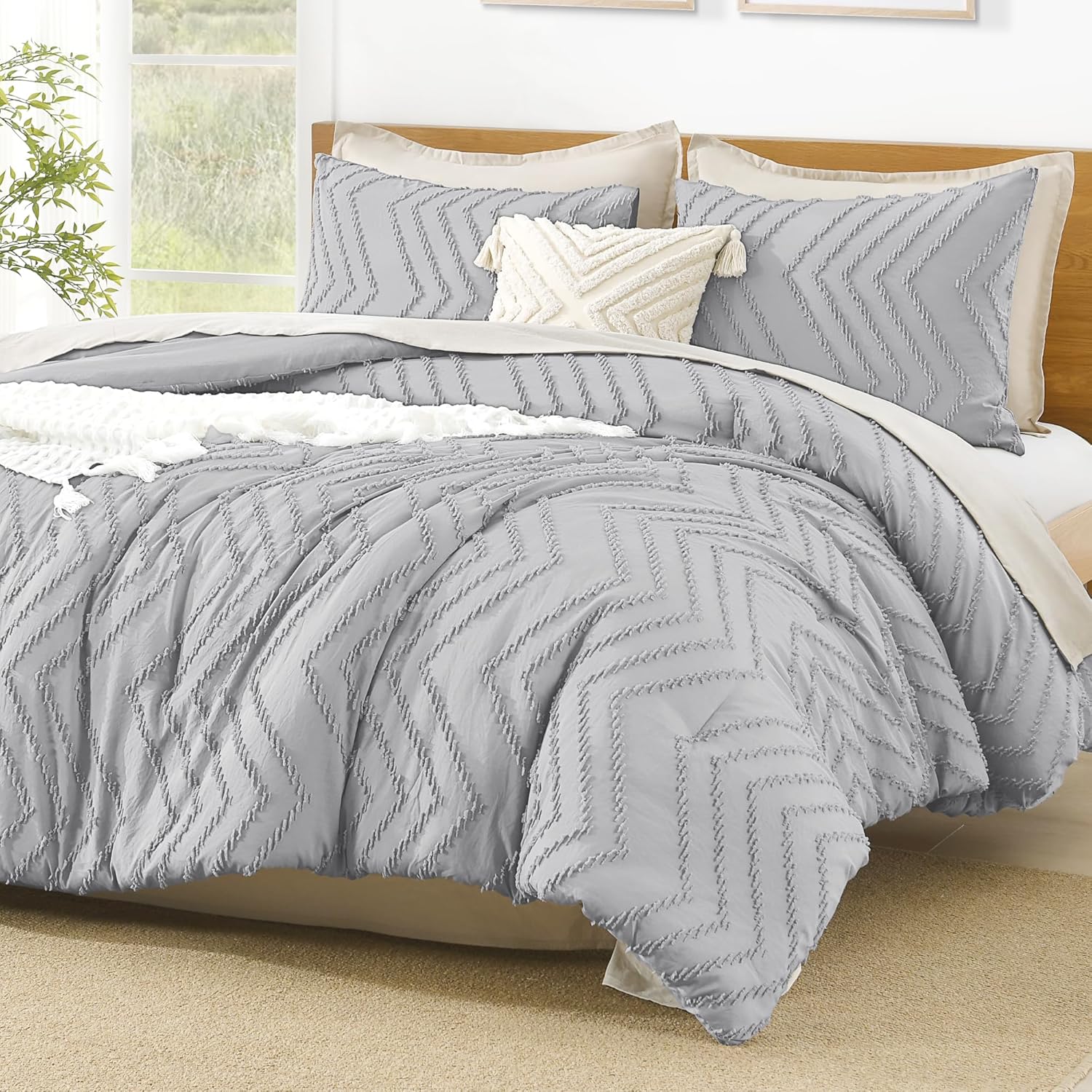 Litanika Light Grey King Comforter Set, 3 Pieces Lightweight Gray Tufted Bedding Sets, Down Alternative Comforter Fluffy Bed Set Gift Choice King (104"x90") 09 - Light Grey