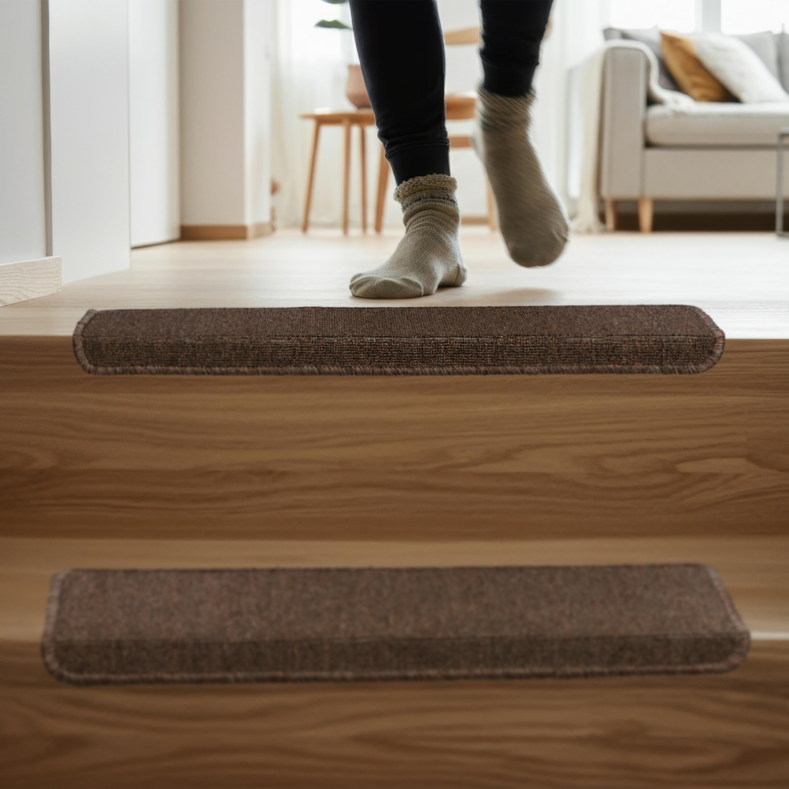 Relaxdays Tappetini Antiscivolo Scale Interne, Set 15 Tappeti Adesivi Gradini, 65x24 cm, Strisce Coprigradini, Marrone