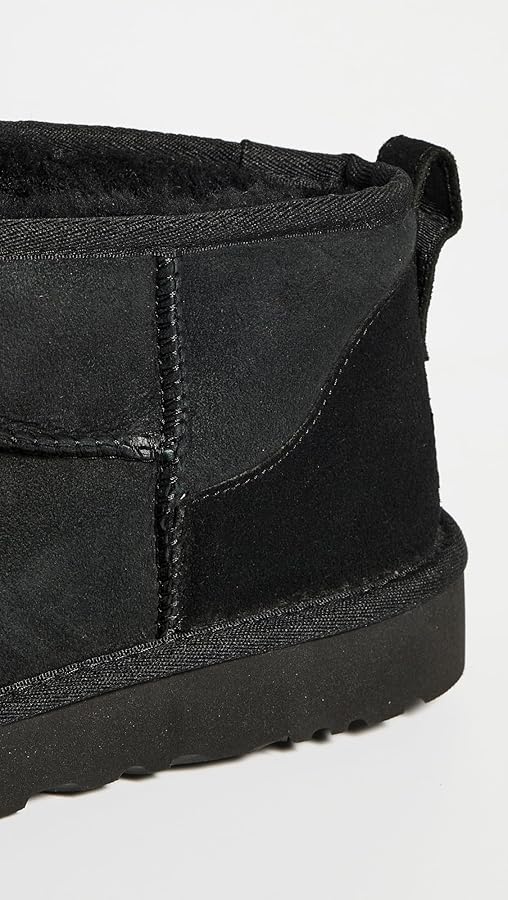 UGG クラシックウルトラミニ ブラック プラットフォーム ムートンブーツ UGG＞クラシック ウルトラミニプラットフォーム ブーツ（ブーツ