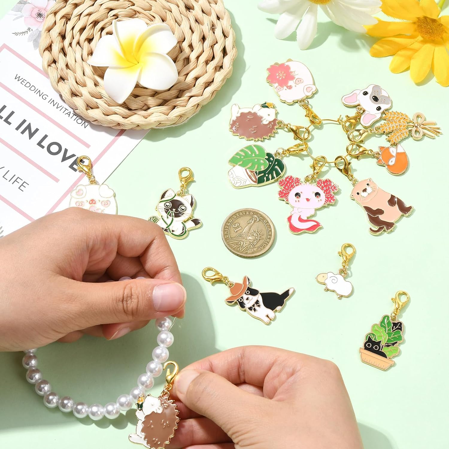 BEEFLYING Animal Knitting Stitch Markers for Crocheting, 16 Pcs