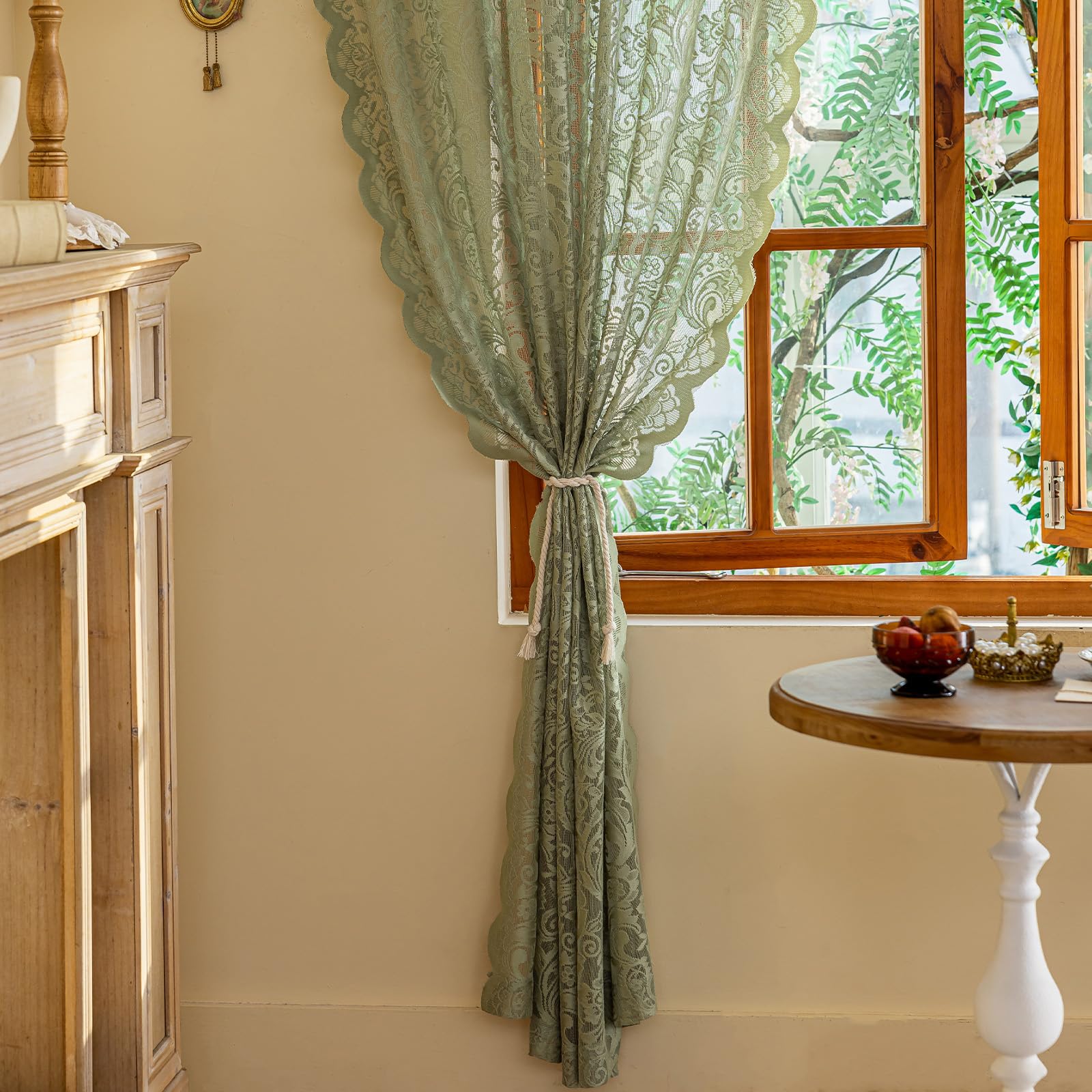ALIGOGO Spitzenvorhänge, 244 cm lang, Landhausstil, rustikale Florale Spitze, durchscheinende Vorhänge, 2 Stück, Set für Wohnzimmer, Privatsphäre, Bogenrandkanten, 132 x 244 cm, Salbeigrün
