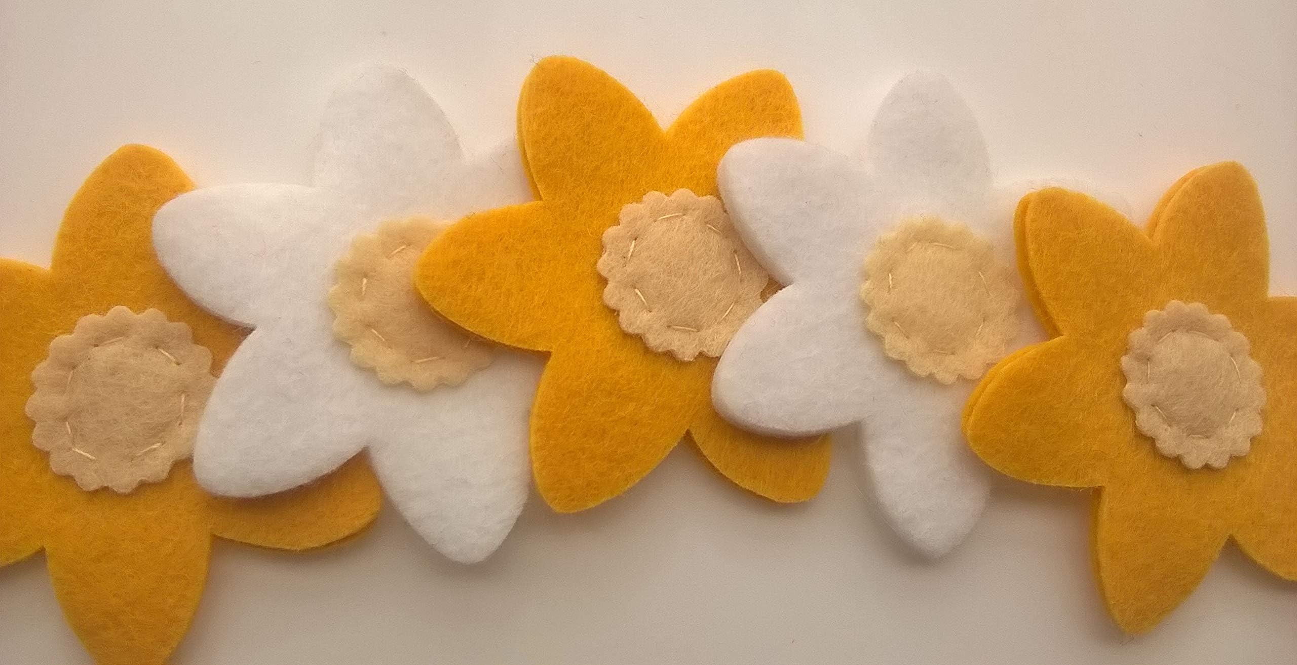 6 Felt Daffodil Embellishments, Yellow and White Fake Artificial Flower Decorations, Brooch Making, Arts and Crafts. Ready to Use.