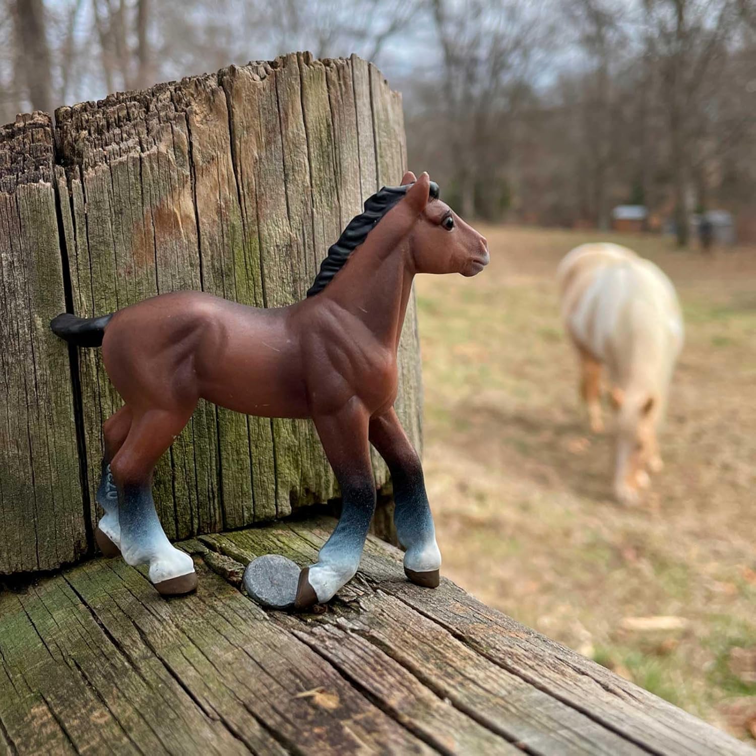 Safari Ltd. Clydesdale Foal Figurine - Lifelike 3.5" Plastic Horse Figure - Educational Toy for Boys, Girls, and Kids Ages 3+ - Image 2