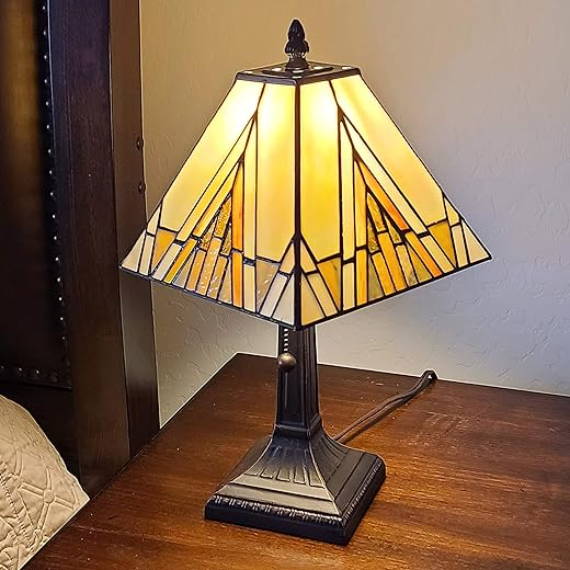 Amora Lighting Tiffany Style Mission Table Lamp with Vintage Stained Glass Decor