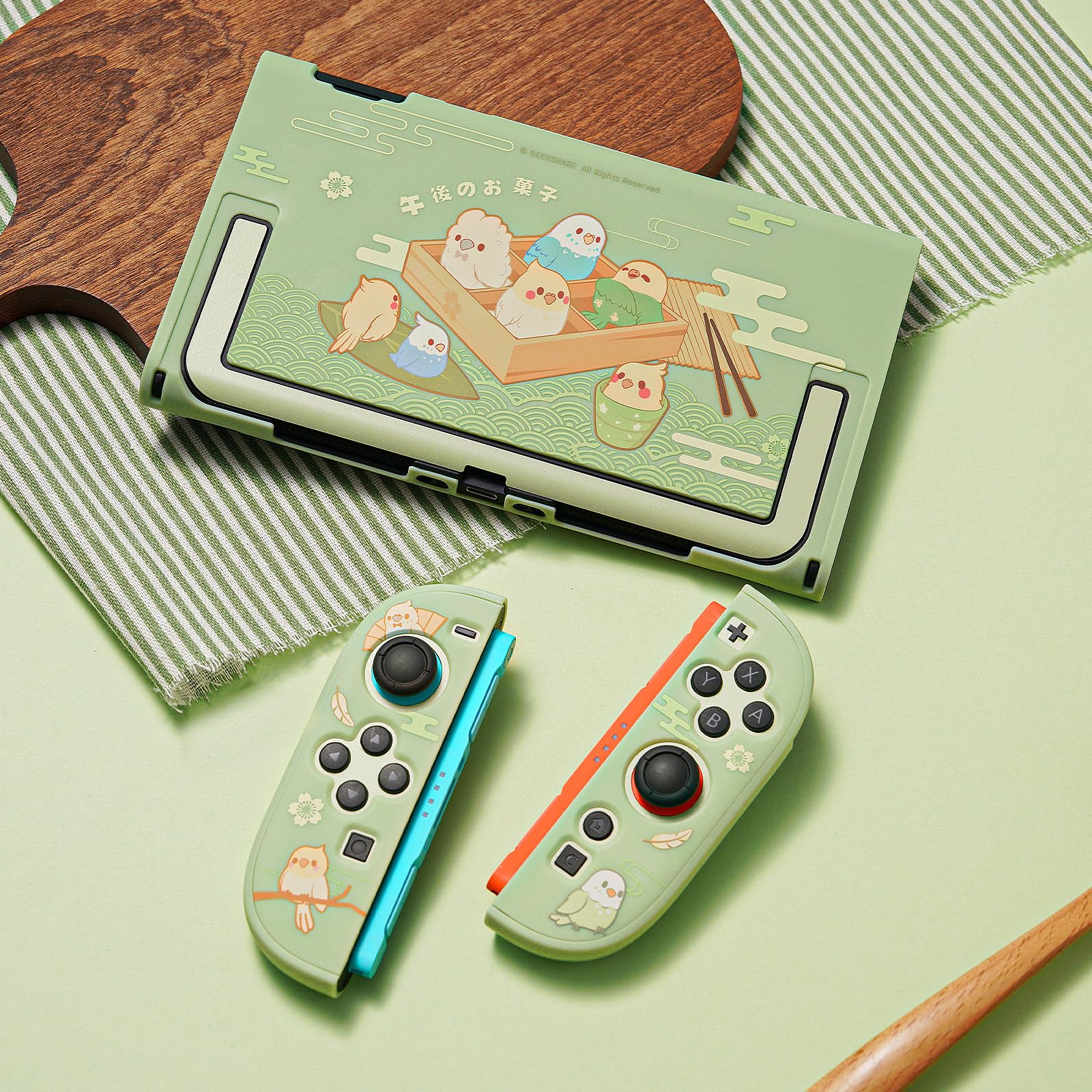 GeekShare - Funda protectora compatible con Switch 2, cubierta de piel acoplable para PC delgada para consola - Pajaritos pequeños