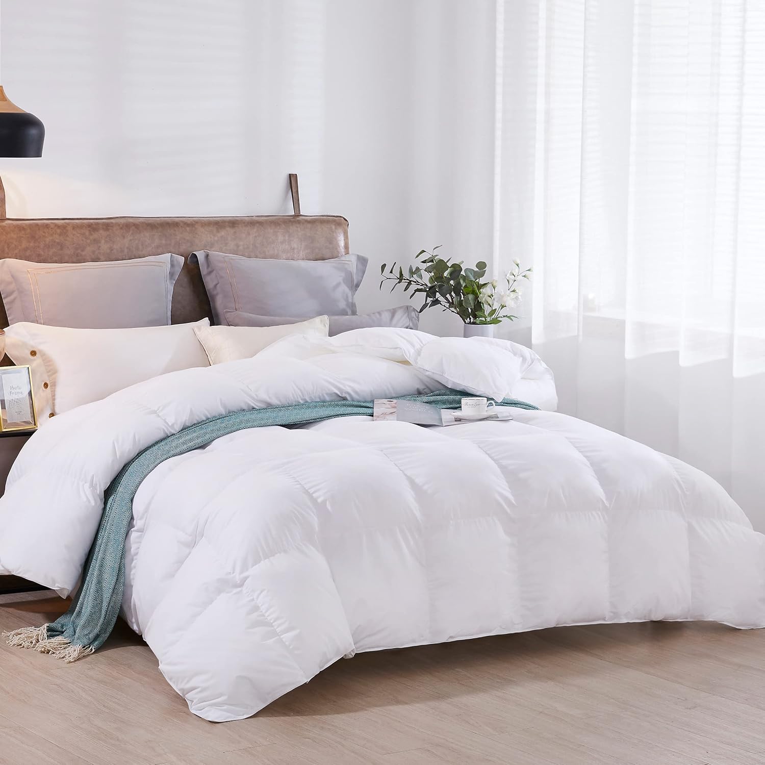 LESNNCIER Premium All Season Goose Feather Down Comforter,Duvet Insert