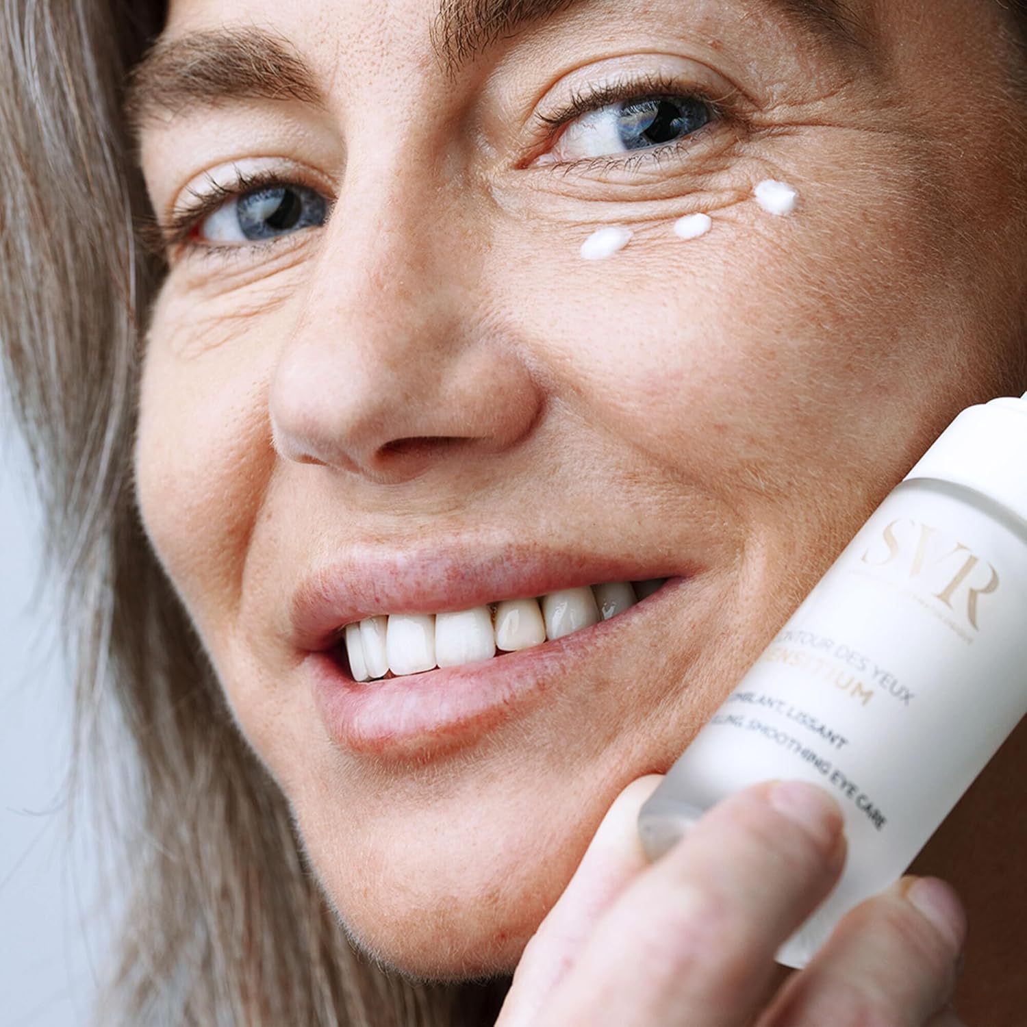 SVR Densitium : Notre avis sur le soin global anti-âge yeux