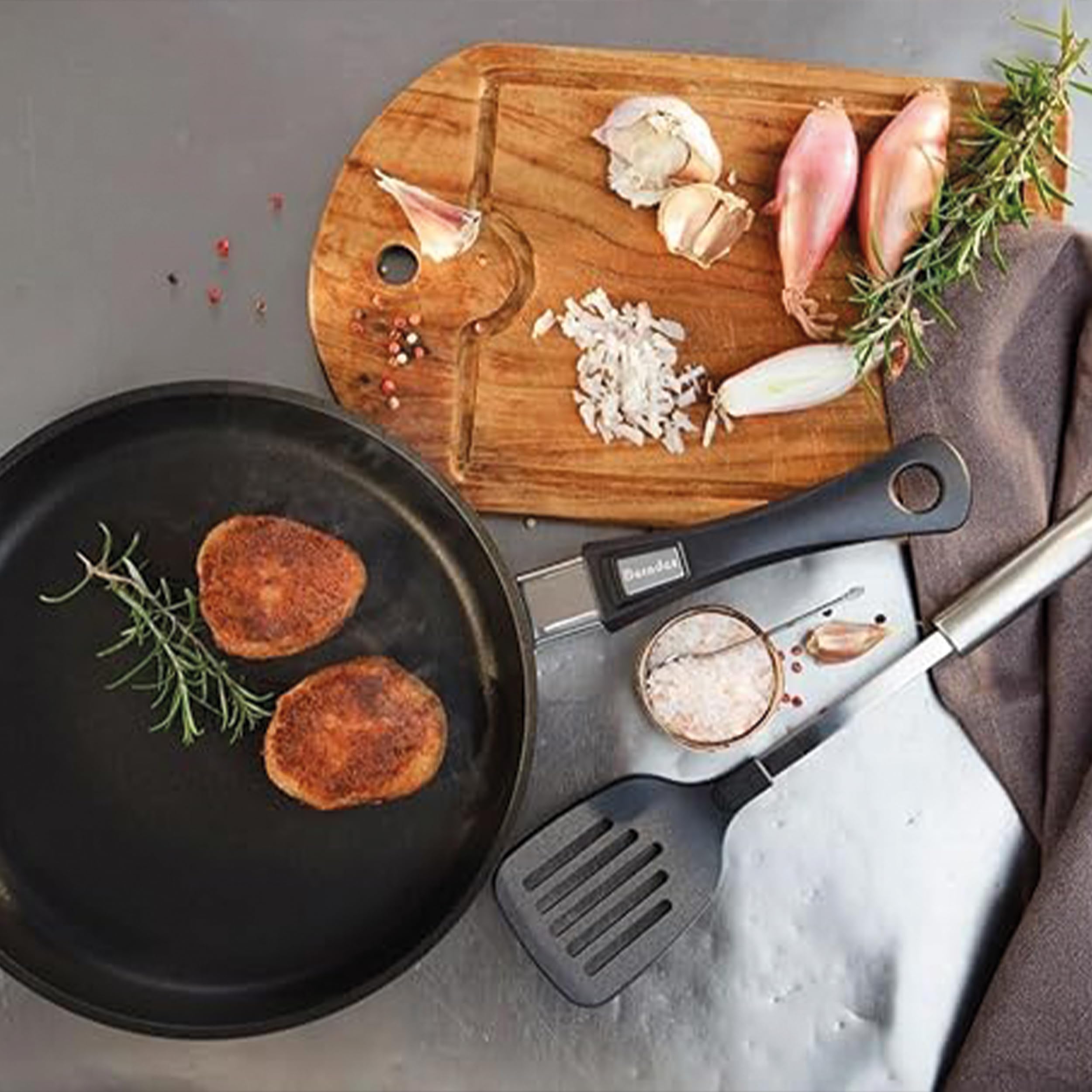 Berndes Bratpfanne Vario Click 32 cm, Induktion, Pfanne mit abnehmbarem Stiel, robuster Aluguss, antihaft beschichtet