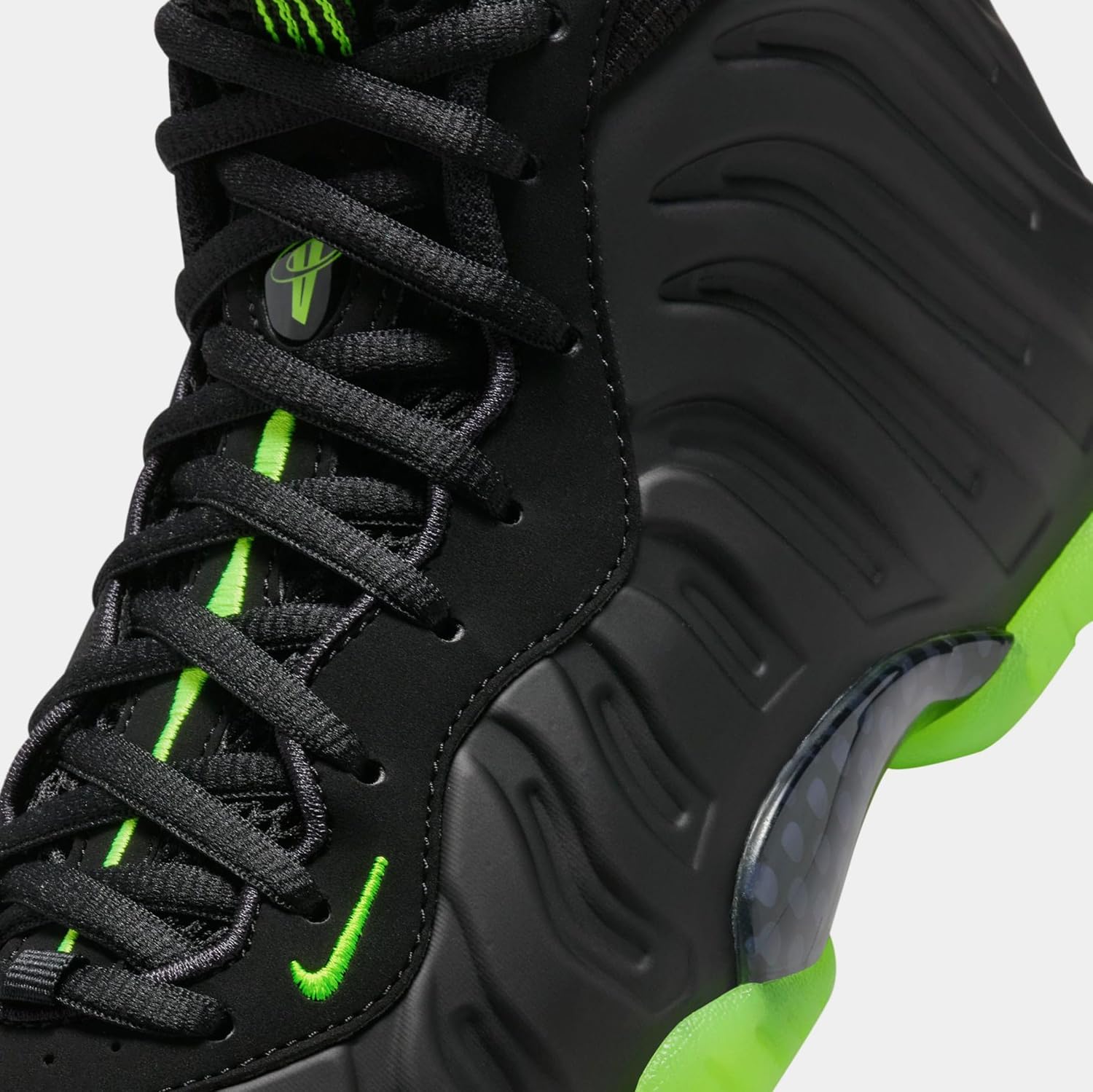 Little Posite One Grade School Basketball Shoes (Black/Volt) (HF0977-001, Black/Green) Size 5