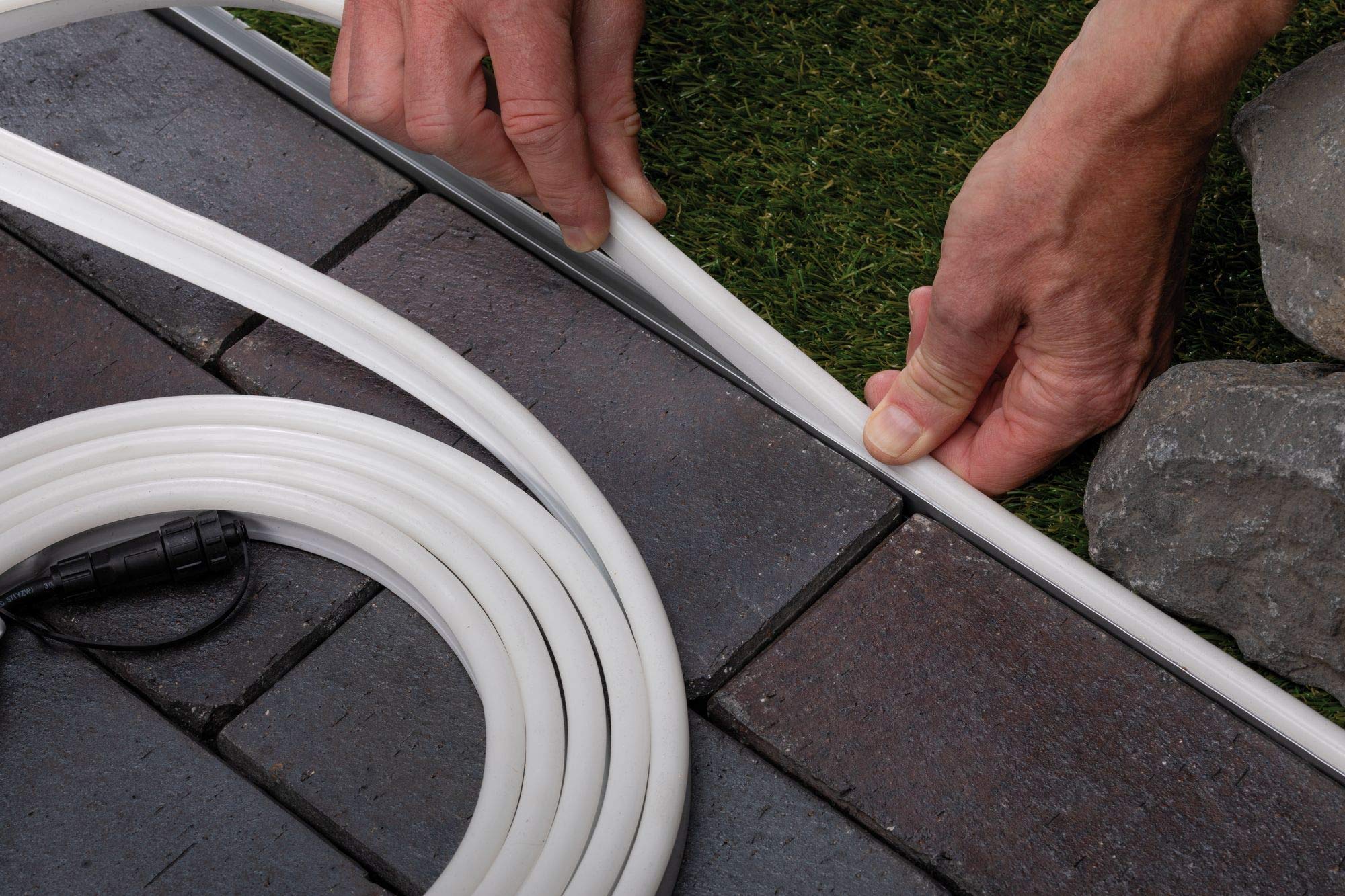 Paulmann 94681 Plug & Shine LED Außenleuchte Stripe Smooth IP68 1m incl. 1x11 W dimmbar Weiß Kunststoff 3000 K