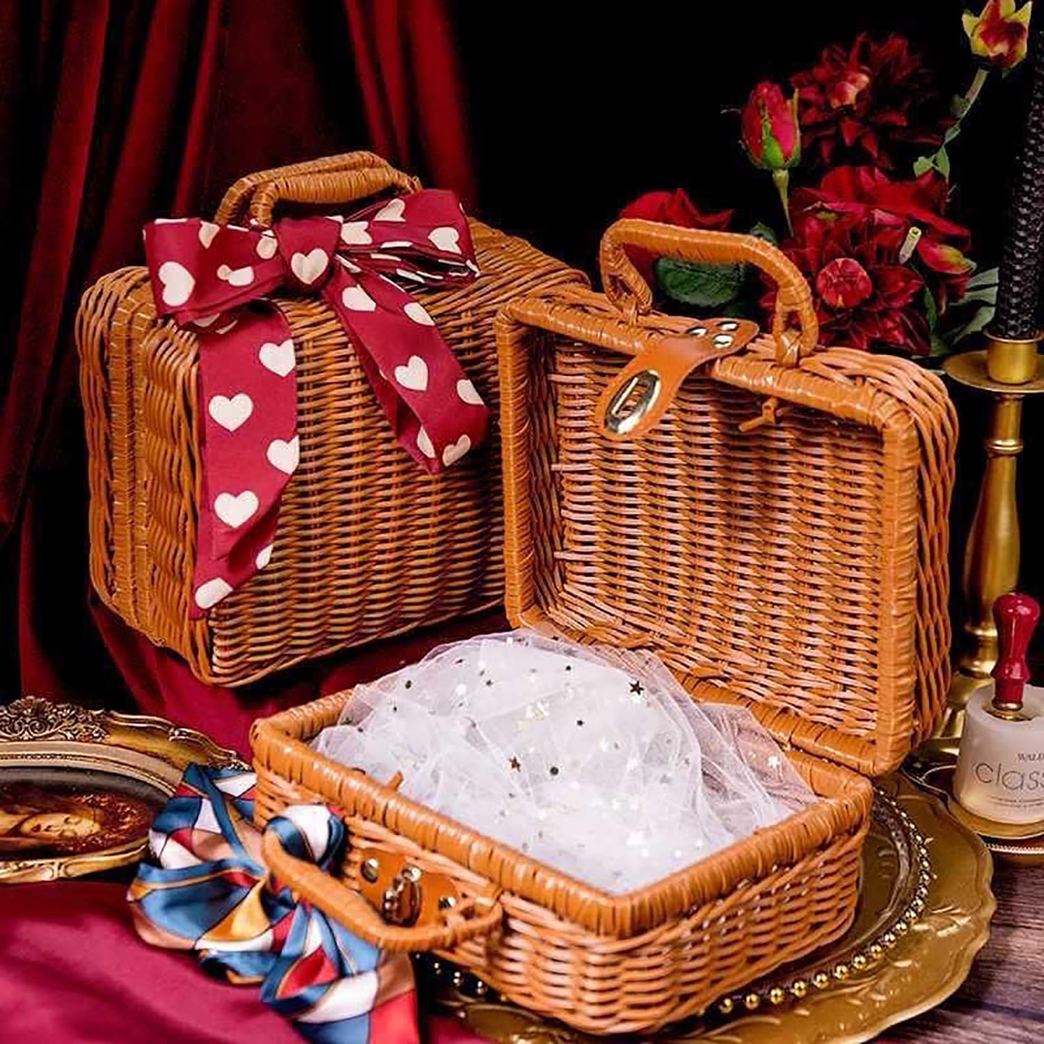 Geflochtener Rattan-Koffer Aufbewahrungskorb mit Griff, Gewebte Picknickbox, Handgewebt, mit Metallschloss, Vintage Geschenkbox aus Weide für Camping, Hochzeit, Fotografie, Deko (Dunkelbraun)