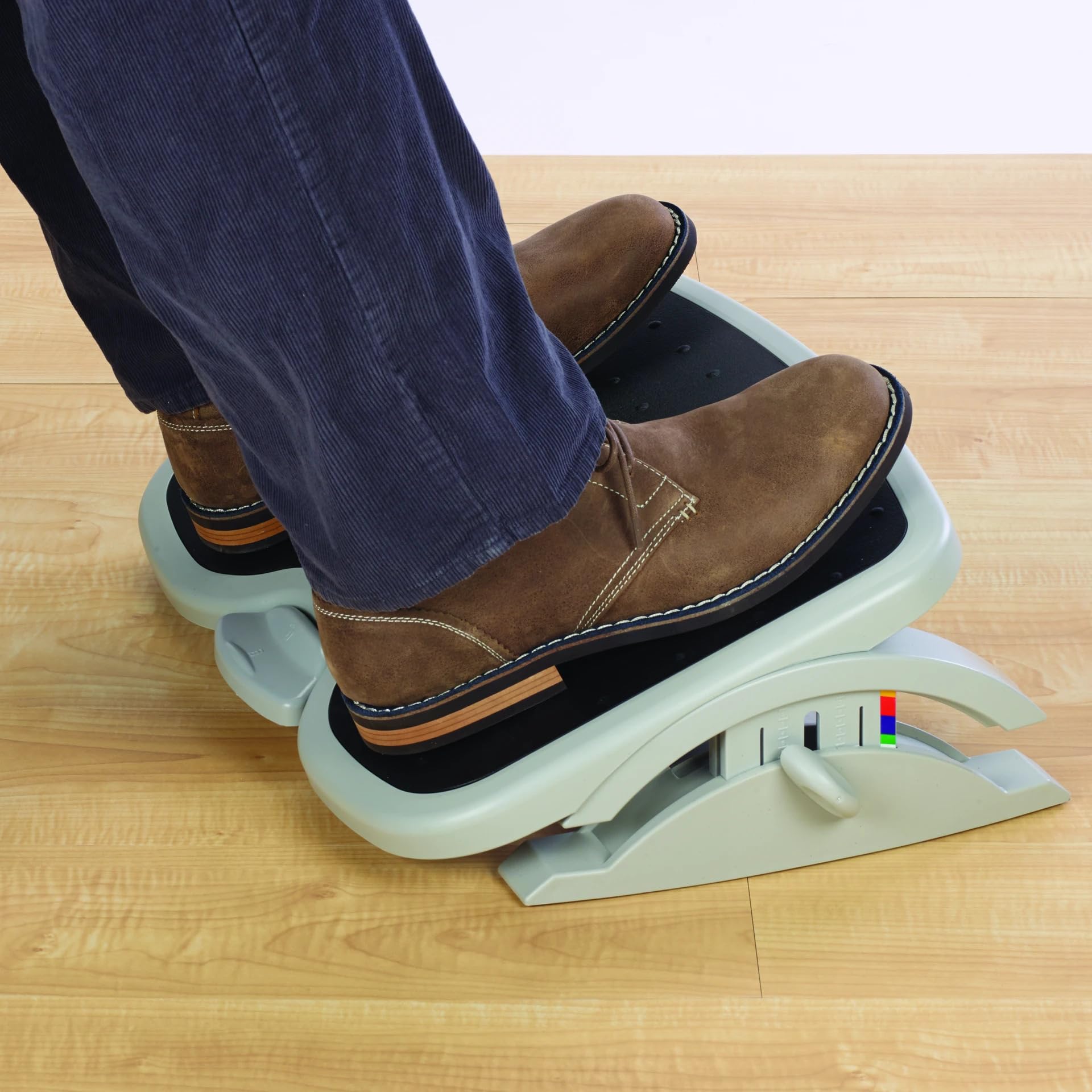 Kensington SoleMate Plus Fußstütze für unter den Schreibtisch, Fußhocker mit SmartFit Ergonomic System, mit 6-stufiger Neigungsverstellung und rutschfester Basis für Büro und Zuhause, Grau, 56146