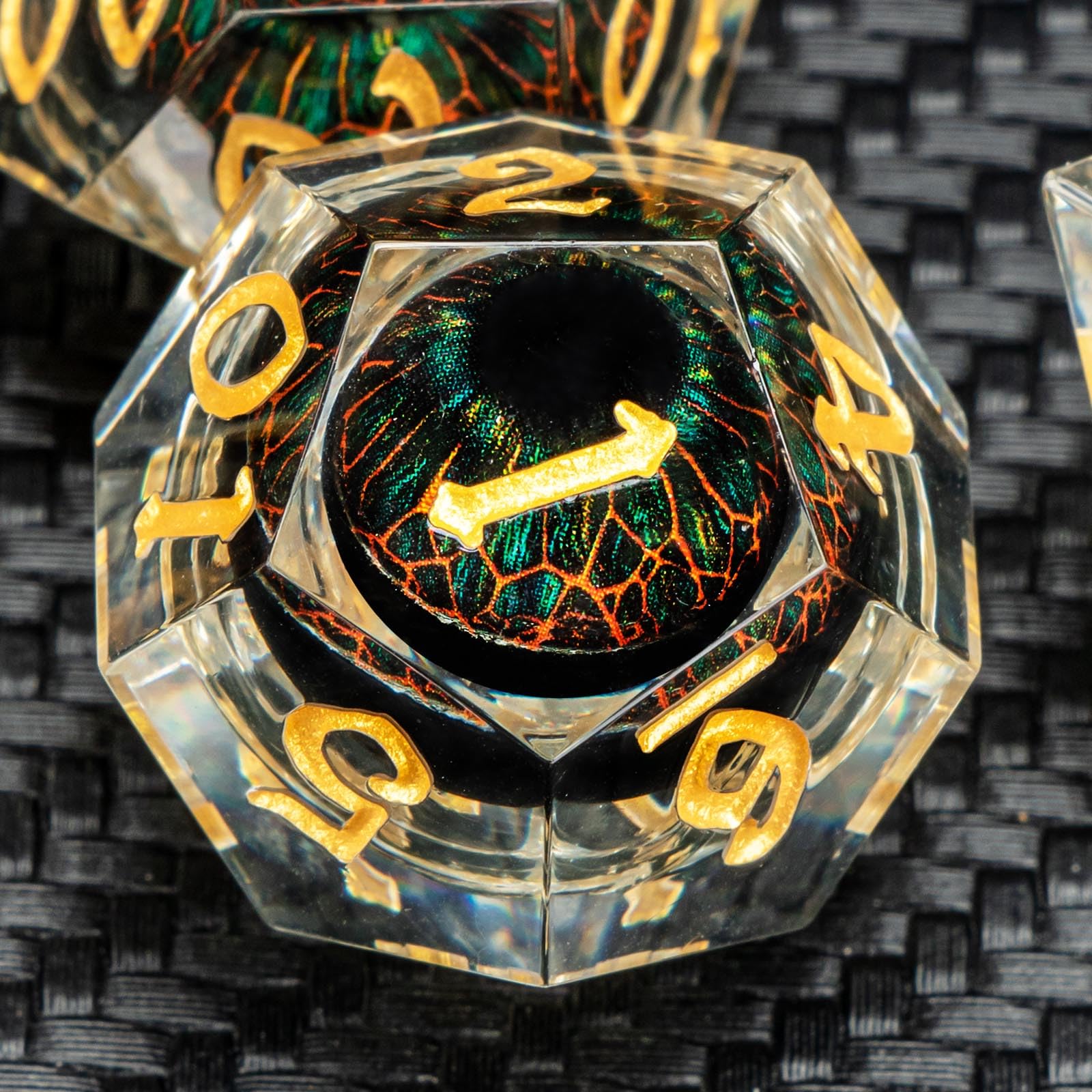 KERWELLSI Set di dadi galleggianti in resina con nucleo liquido, con confezione regalo, dadi poliedrici per giochi di ruolo D20 D12 D10 D8 D6 D4