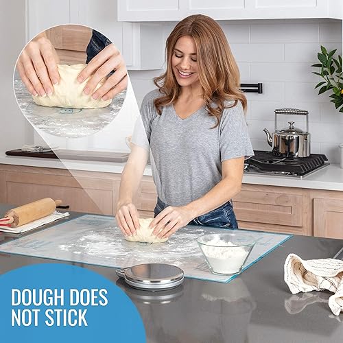 Miniatura 2 de KPKitchen Juego de 4 tazas medidoras de silicona para repostería y líquidos, tapete para hornear extra grande para desplegar masa, 100% silicona y