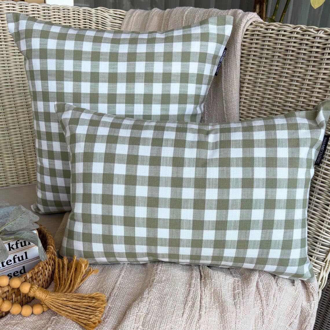 Christmas Decor Throw Pillow cover, 24"x24" Green Cotton Pillow Cover, Country & Farmhouse Checkered Holiday Decorative Pillow Cover For Sofa Couch, Hotels, living Room, Bed Room - Checkmate Green