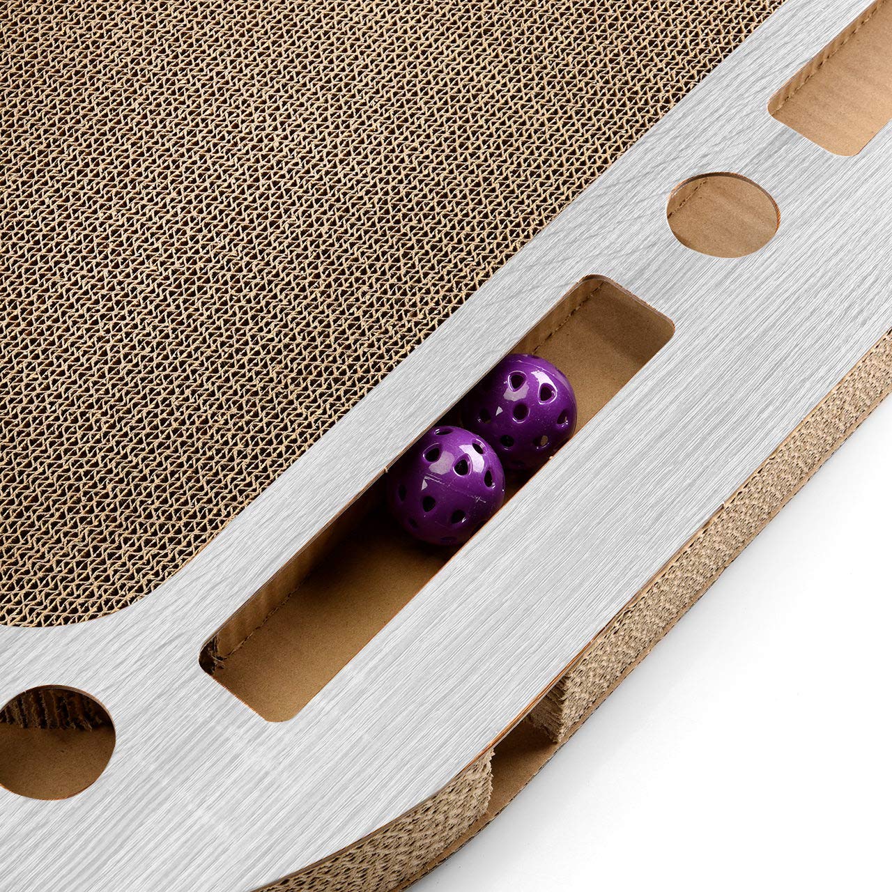 CanadianCat Company | XXL Katzenspielplatz 85 x 54 x 5,8 cm mit integrierter Kratzpappe Katzenspielzeug Kratzbrett in hellgrau gekalkter Holzoptik Kratzkarton