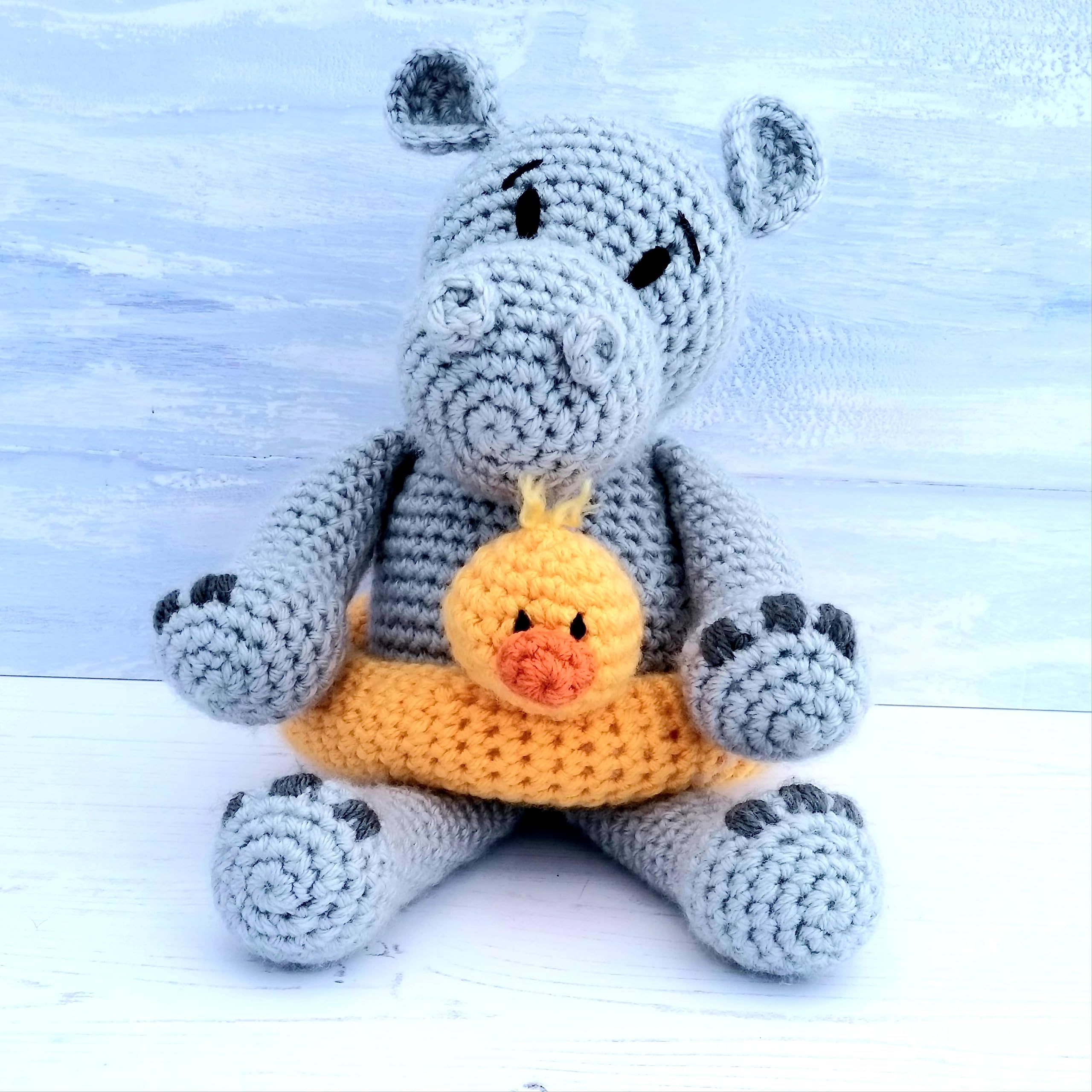 WeeWoollyWonderfuls Crochet Kit - Henry the Hippo Luxury Crochet Craft Kit, Silver Grey and Yellow, 29cm - Image 3