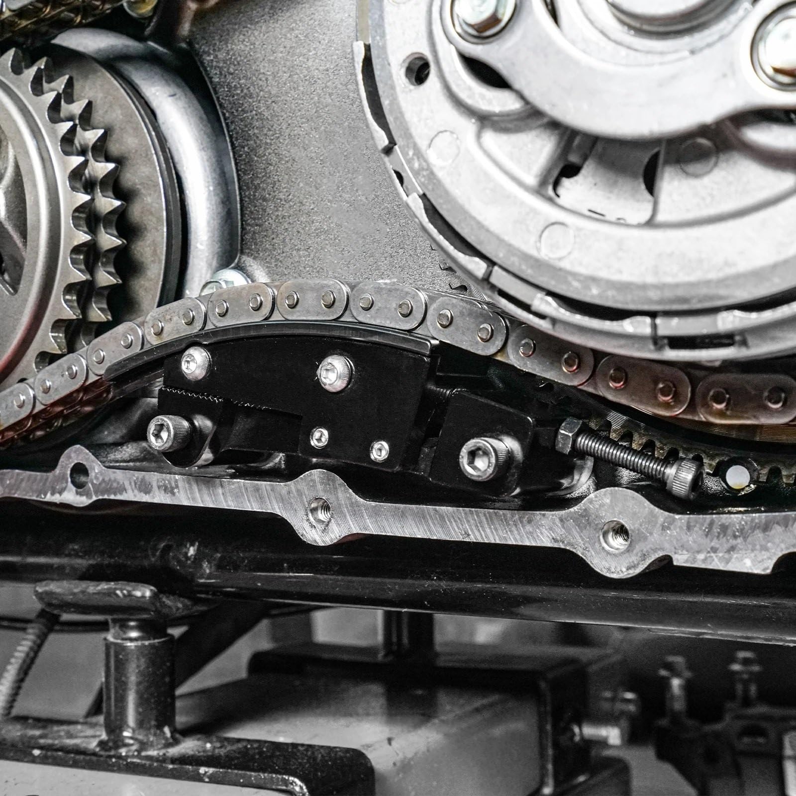 Ochraniacz łańcucha Pasuje do Harley Road King FLHR przemieszczanie się po ulicy FLHX FLHXS Pasuje do Ultra Limited podstawowy regulator napinacza łańcucha Motocyklowego Łańcucha Ochraniacz
