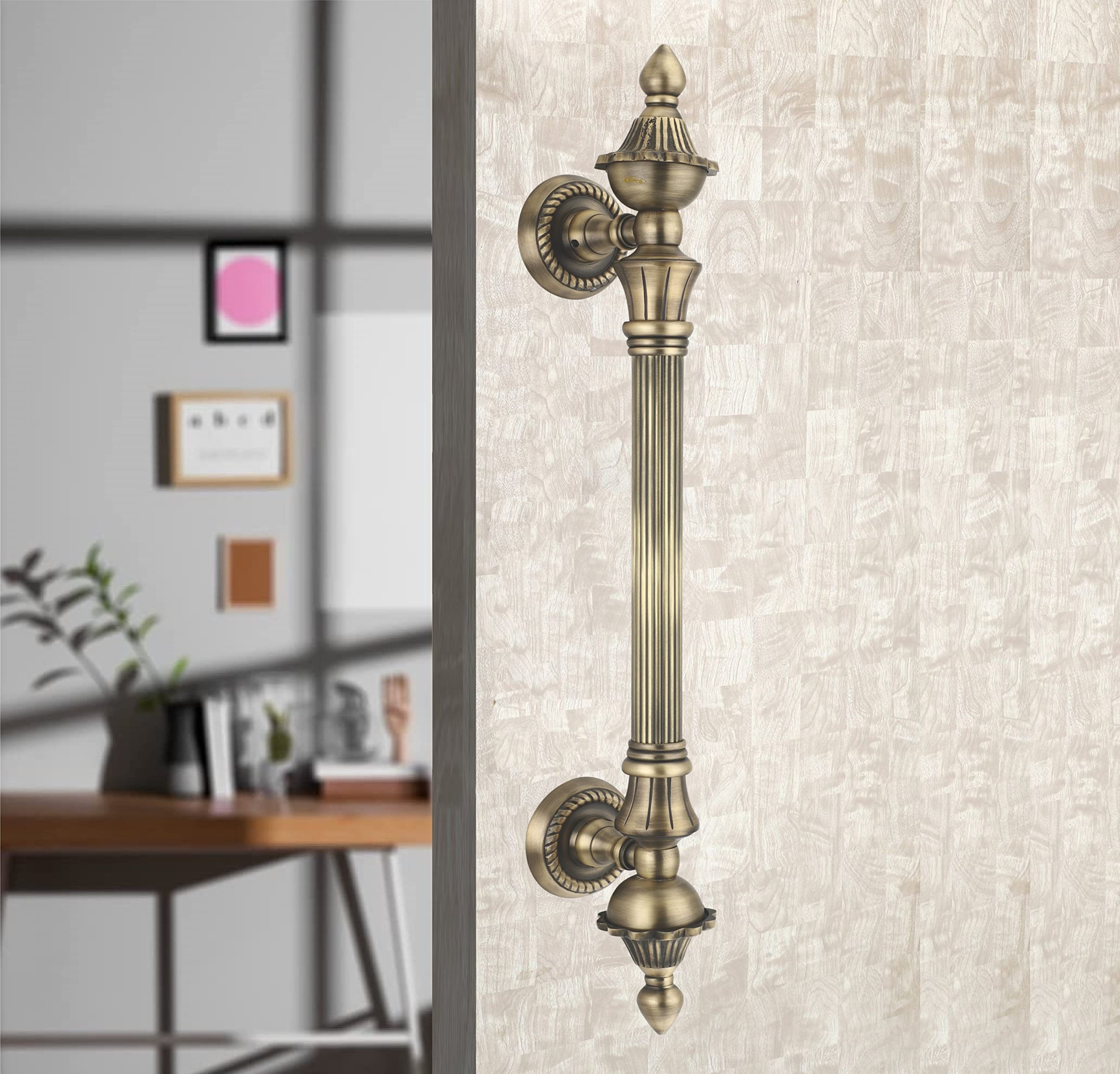 Chitra Brass Vectus Series Heavy Main Door Pull Handle Pack of 1