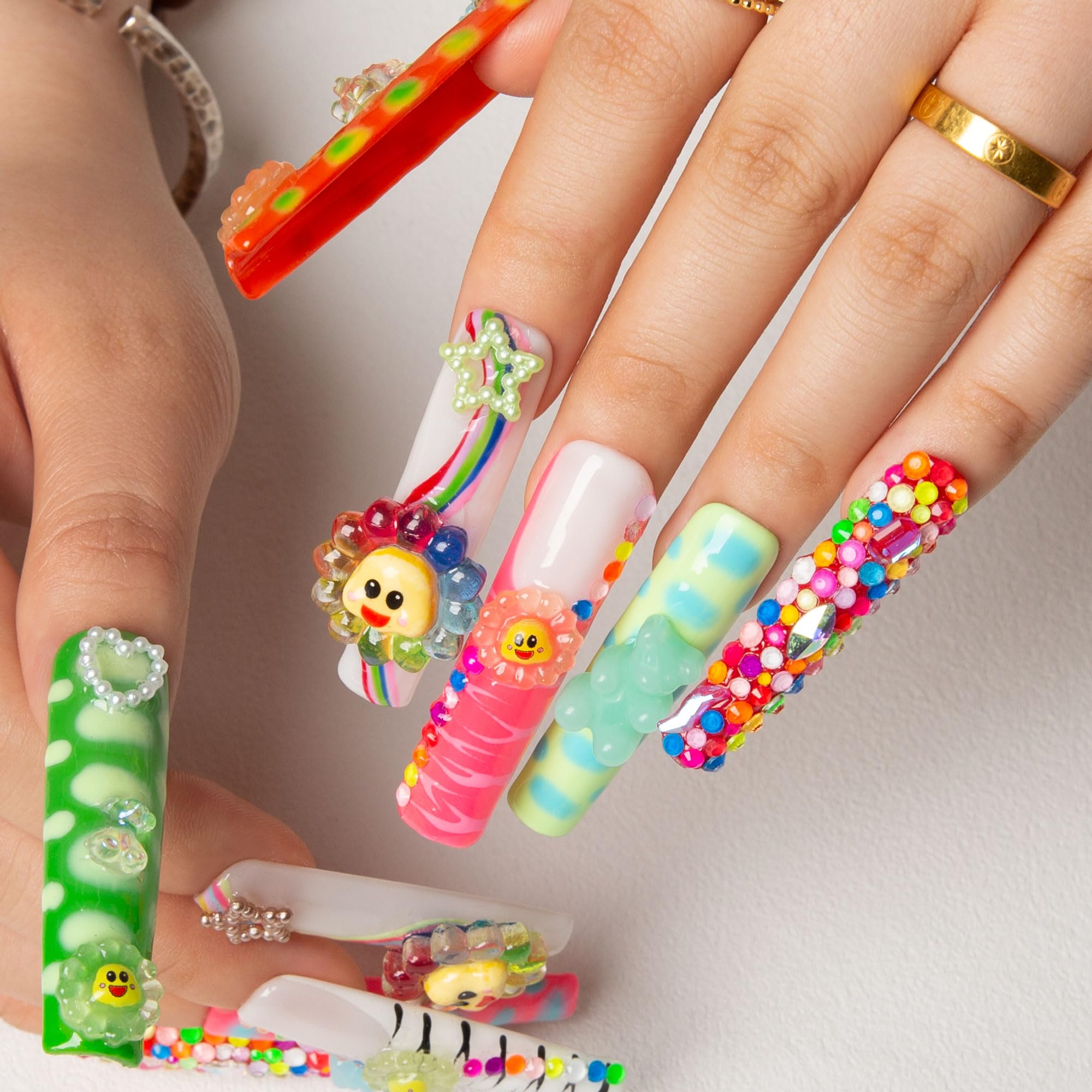 Amazon.com: LOVFUL Handmade Press on Nails with Lovkashi Flower