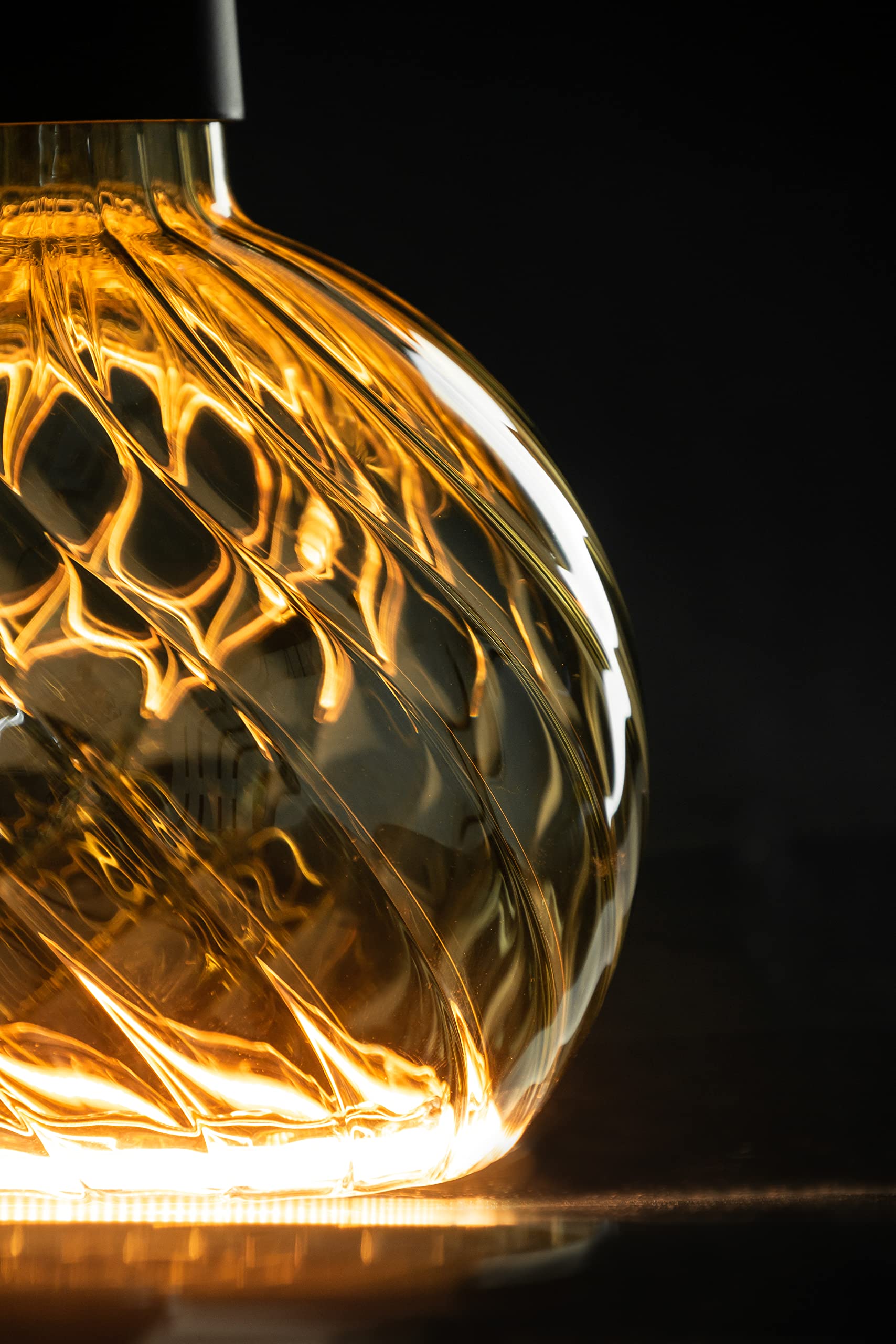 SEGULA Bombilla LED de filamento, diseño flotante, 150 mm, color gris ahumado, regulable, E27