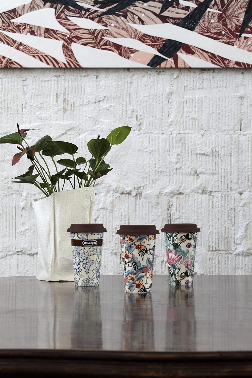 De'Longhi Travel Mug, Thermos a Doppia Parete per Drink Caldi e Freddi, Facile da Trasportare, Custodia Antiscivolo in Silicone, 300 ml di Capacità, DLSC065 Multicolored - Immagine 3