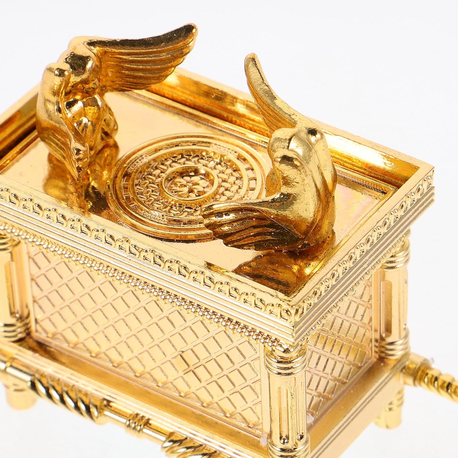 Zerodeko Israel Menorah Candle Holder Figurine Set, Biblical Religious Sculpture Tabletop Decoration, Gold Spiritual Judaica Ornament for Home and Hanukkah Display