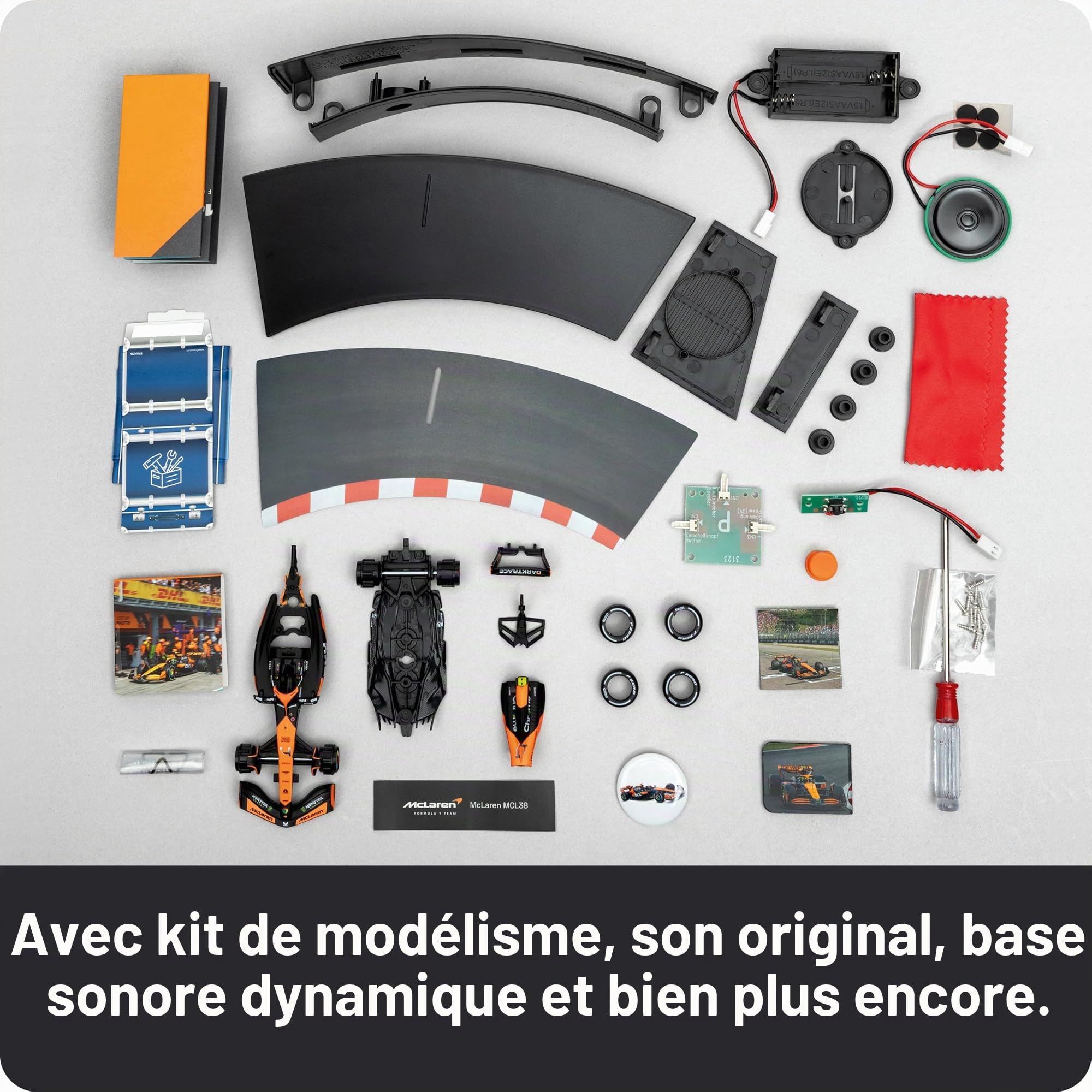 FRANZIS McLaren Racing 67391 Calendrier de l'Avent 2025 avec modélisme à l'échelle 1:43, avec module sonore et livre d'accompagnement de 52 pages