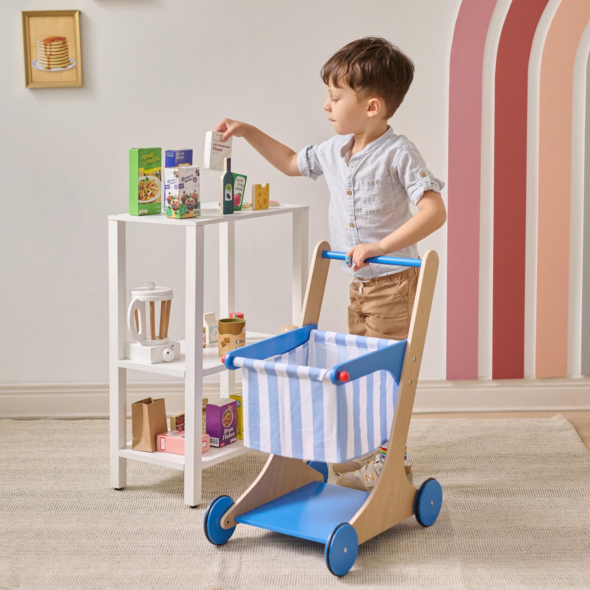 Teamson Kids Carrello della Spesa Little Helper Mr. Fresh, Gioco di Ruolo, per Bambini dai 3 Anni, 44,6x32,4x60 cm, Blu, Legno, con 13 Alimenti e Cestino in Tessuto, 2,4 kg