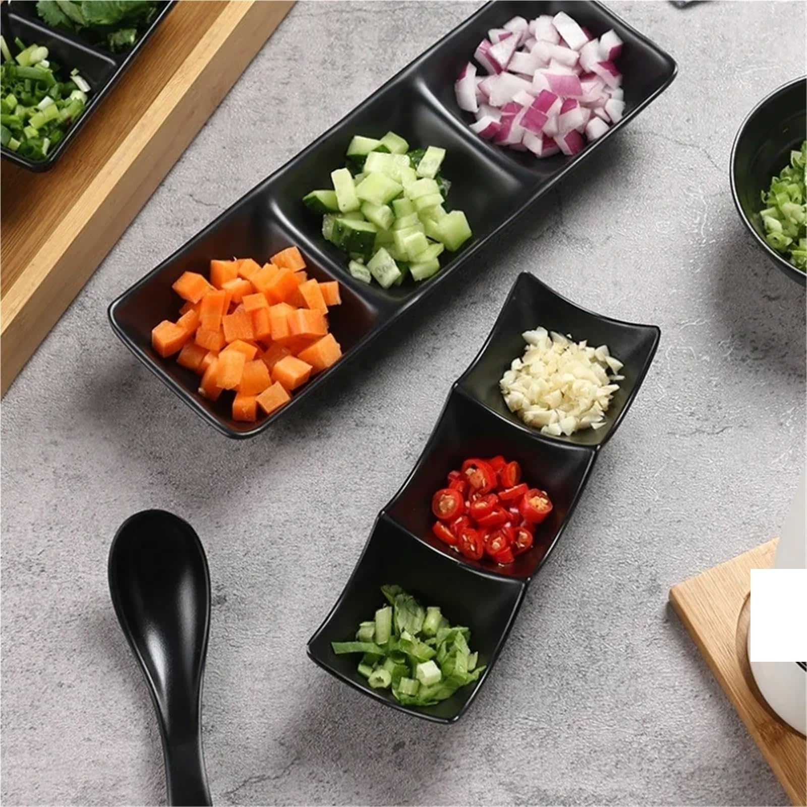 Confezione da 3 piatti per tapas con ciotole a 3 scomparti, versatili piatti per salsa per cucinare sushi, salsa di soia e snack, perfetti per intrattenere