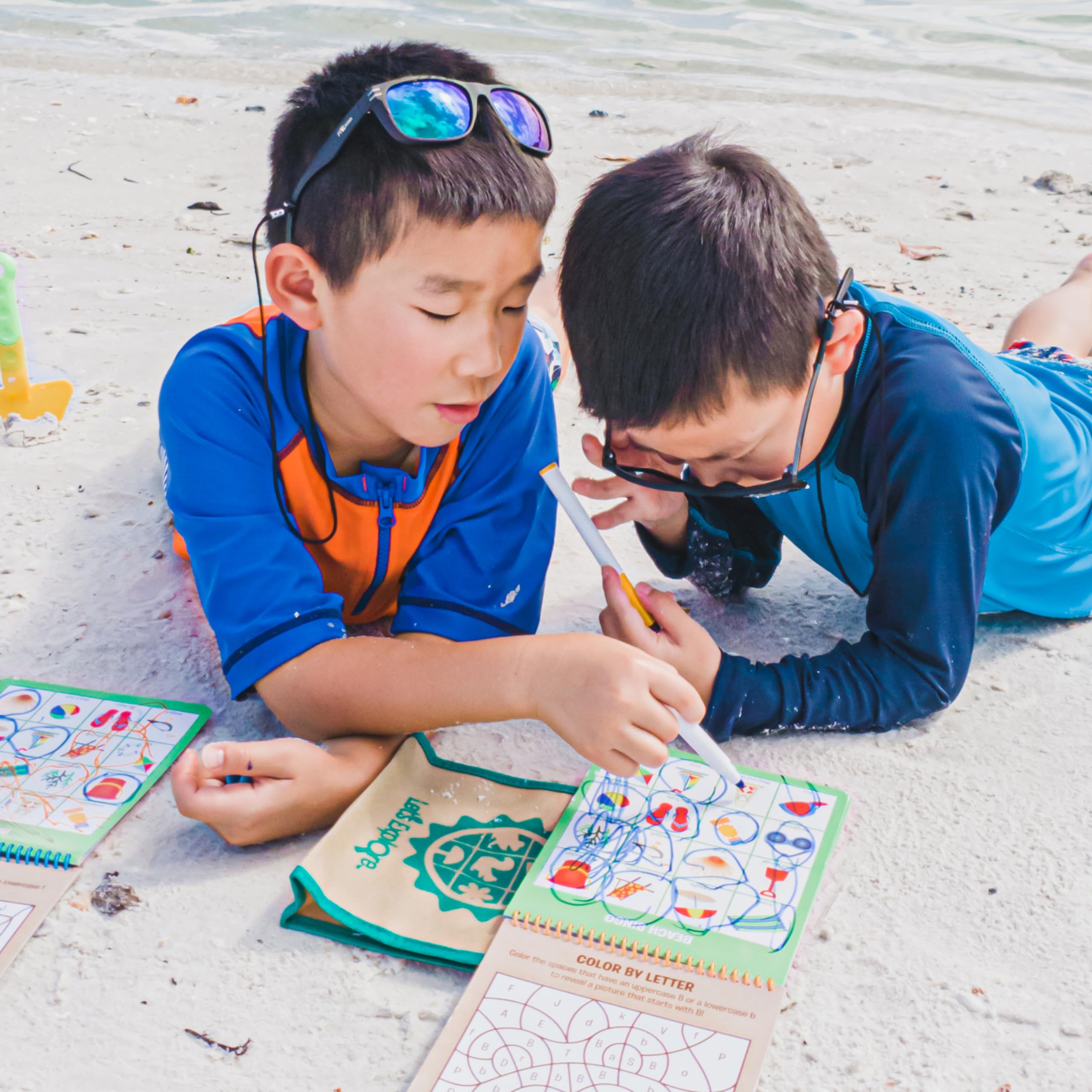 Melissa & Doug Let's Explore Seek & Find Bingo Play Set