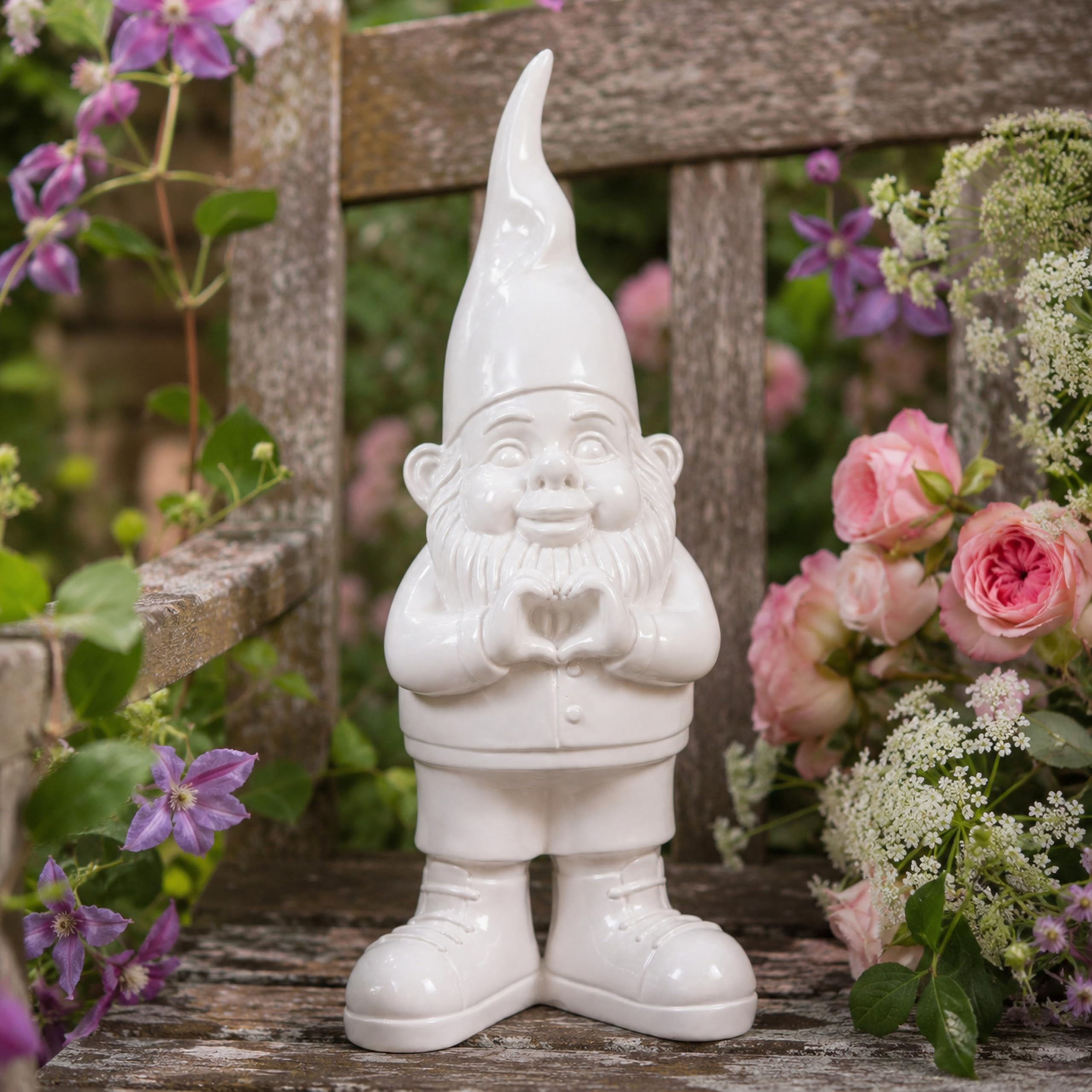 Pommerntraum® | Gartenfigur Gartenzwerg Zwerg Herzhände Herz Dekofigur Gnom | Liebesgeschenk Dankesgeschenk Terrassendeko Balkondeko Campingdeko Wichtel Balkonfigur Troll Deko Sammlerfigur Statue TRISTAN