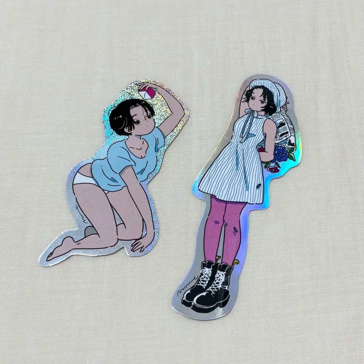 AMPTAK×COLORS ホロ入り ステッカー カードダスドットコム 公式サイト | 商品情報 - hololive CITY❛24