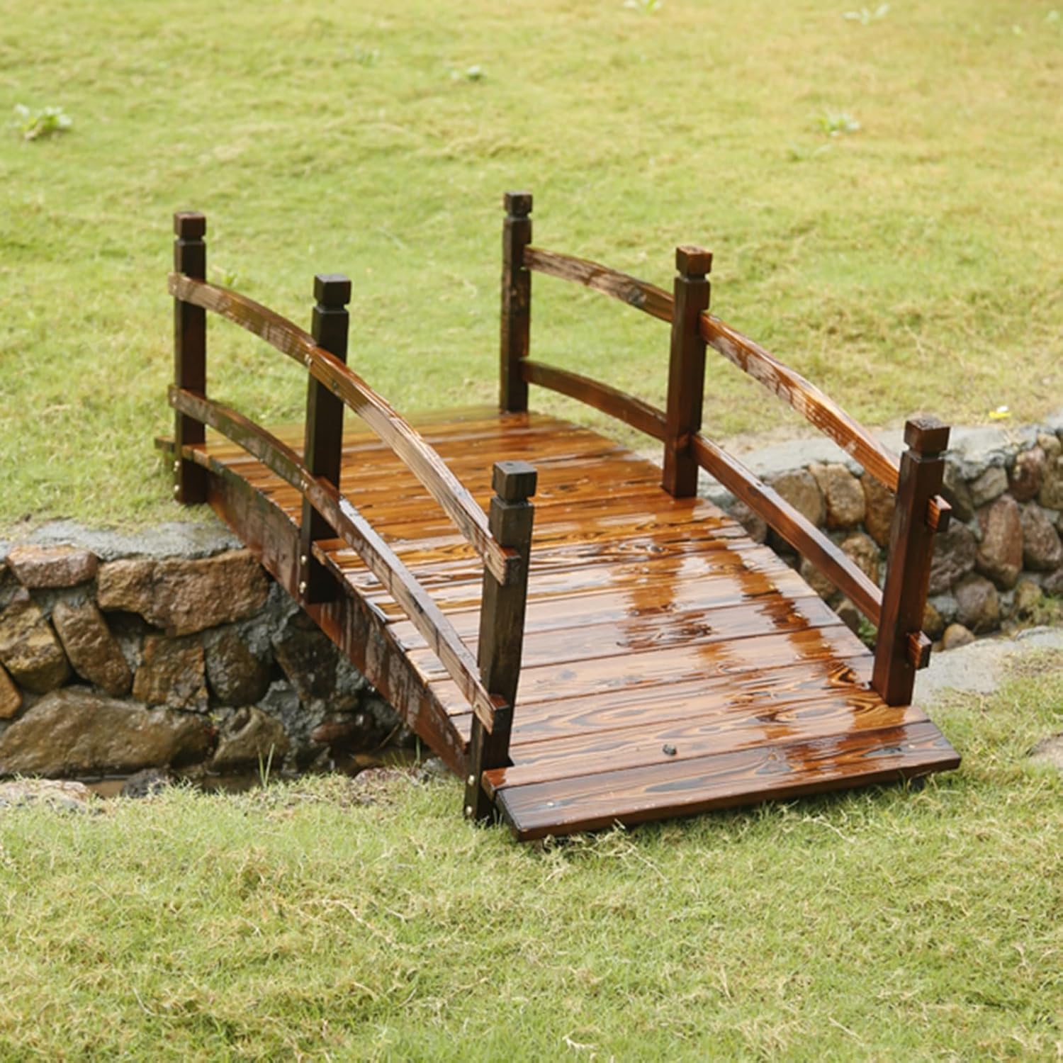 CMYUN Small Footbridge for Garden Decor, Creek Pond Yard Farm Garden Bridges, Solid Wood Arch Pond Bridges with Safety Rails, Yard Decor Carbonized Bridge