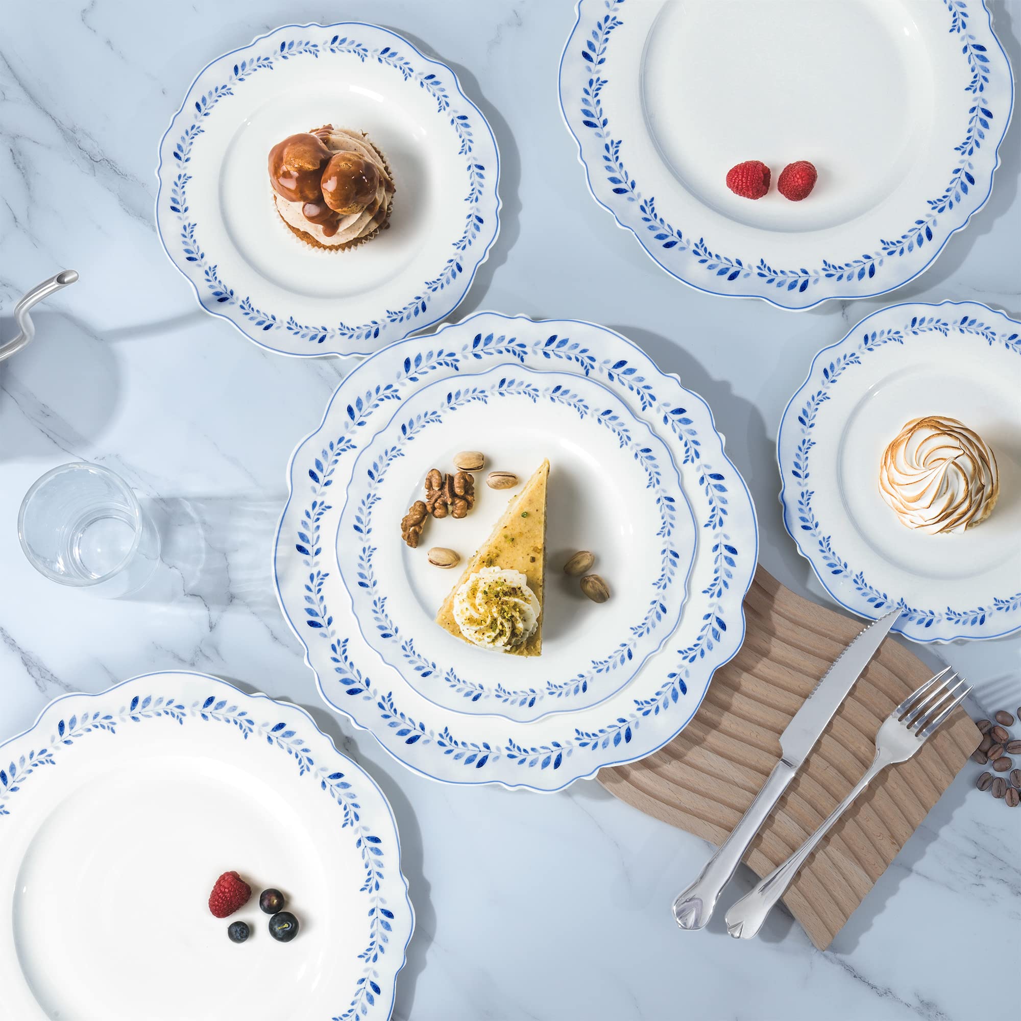 fanquare 4 Pièces Assiette Dessert Assiette Plates 21 cm, Motif Feuilles Bleues Assiette à Gâteau Porcelaine Passe au Micro-ondes & Lavable au Lave-vaisselle
