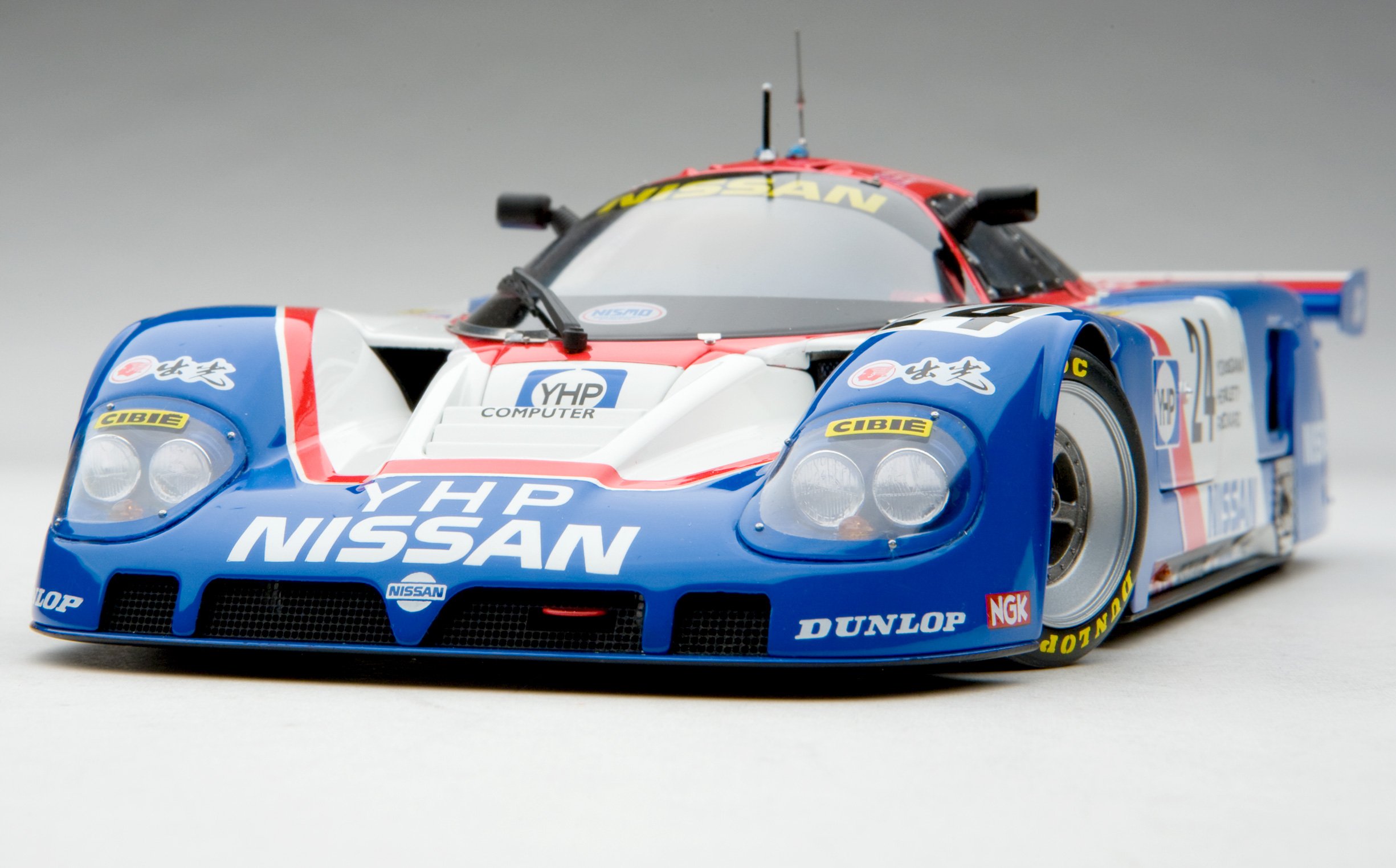 Amazon | EXOTO ニッサン R89C 89ル・マン 24時間レース #24 ベイリー