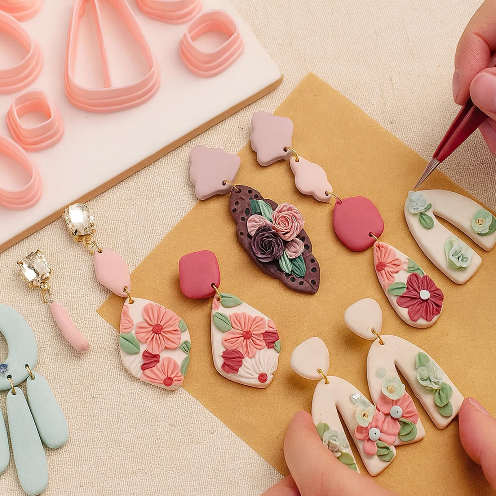 16 Stk. Polymer Clay Ohrring Stanzen Set, vielfältige geometrische, Herz-, Tropfen- und Hohlmuster, ultradünne Klinge für DIY Bastelarbeiten, glatte Formen und leichte Entnahme