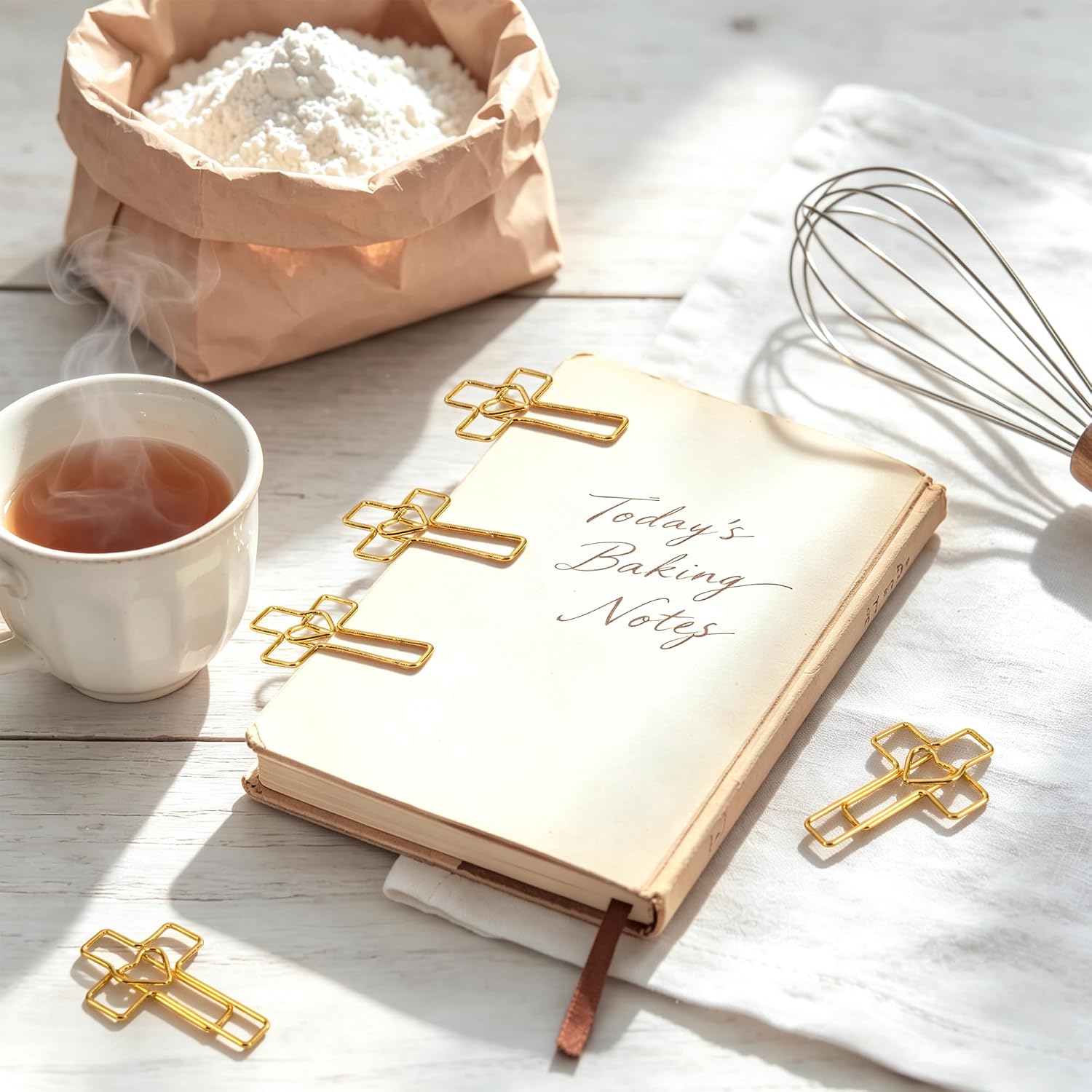 200 pcs Gold Heart Cross Paper Clips,Teacher Gift Bible Study Supplies Journaling Accessories for Office and School Christian Gift for Women Sunday School Decoration Bookmark