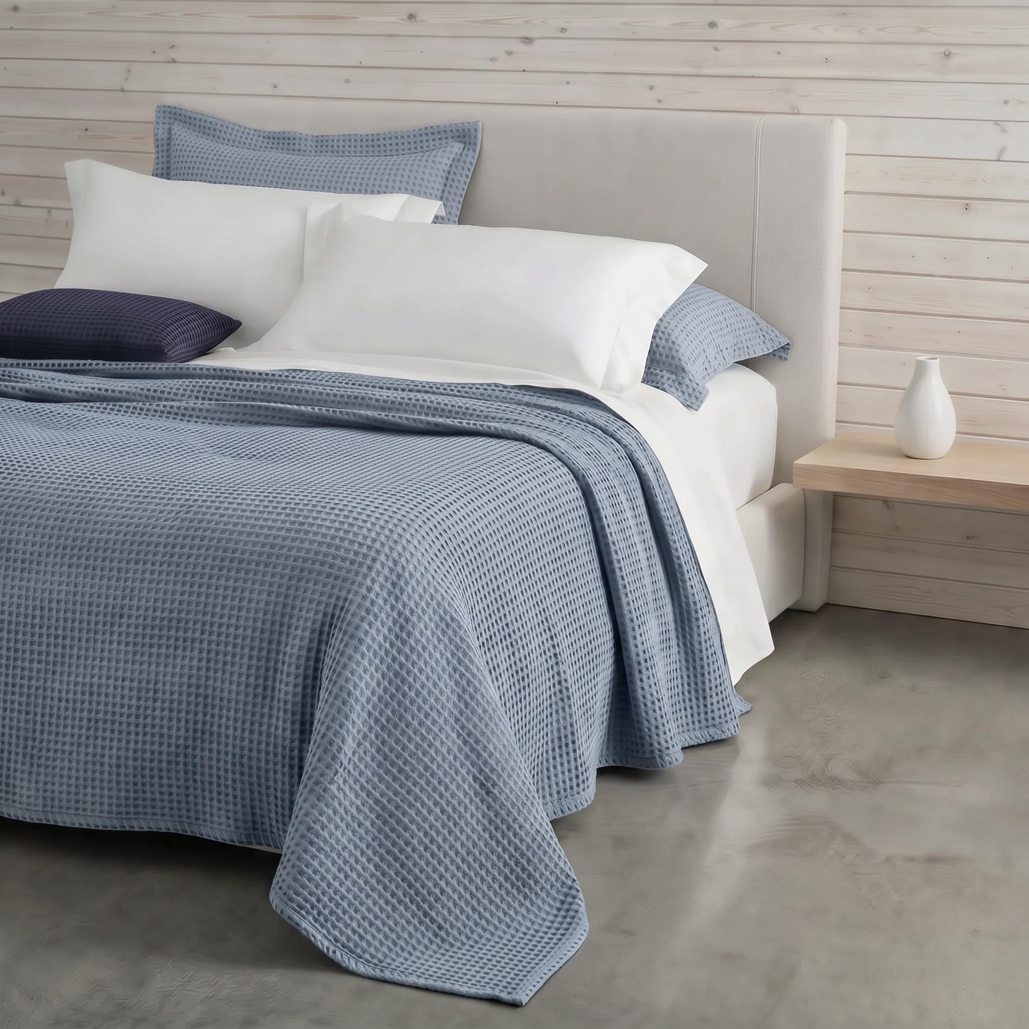 Mahome Copriletto Nido d'Ape Matrimoniale in 100% Puro Cotone di Alta Qualità 260x260 cm, Coperta Estiva Primaverile Leggera e Traspirante, Tinta Unita Elegante Morbido (Azzurro Polvere)