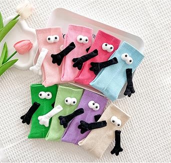 Honganda Funny Magnetic Hand Holding Socks for Adult - Couples, Lovers, Family, Friends