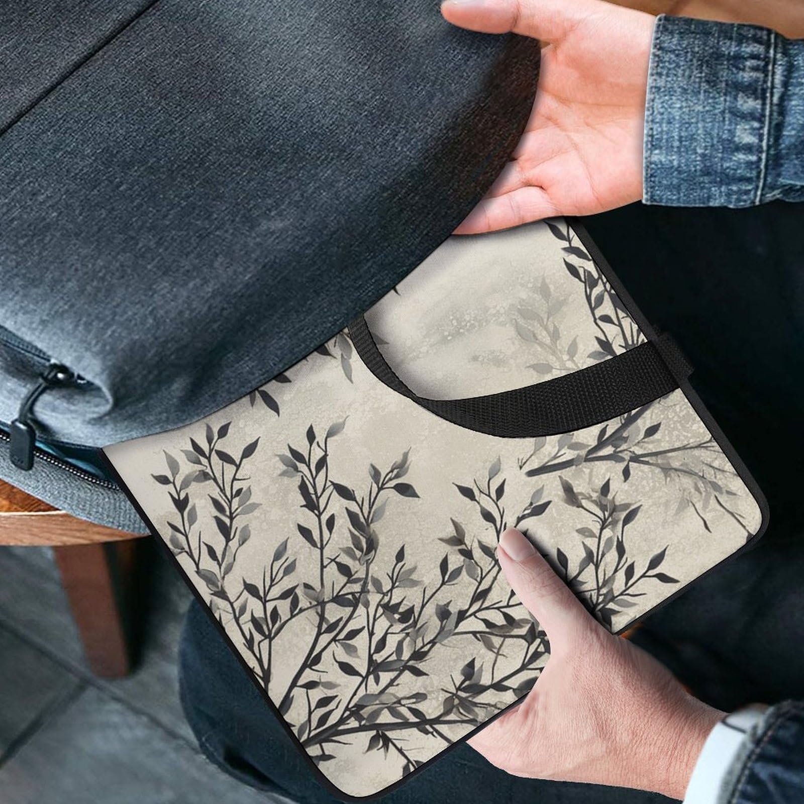 Custodia protettiva per computer portatile da 17", ultra sottile, leggera e impermeabile, in neoprene resistente, con laccetto da polso, motivo foglie bianche e nere