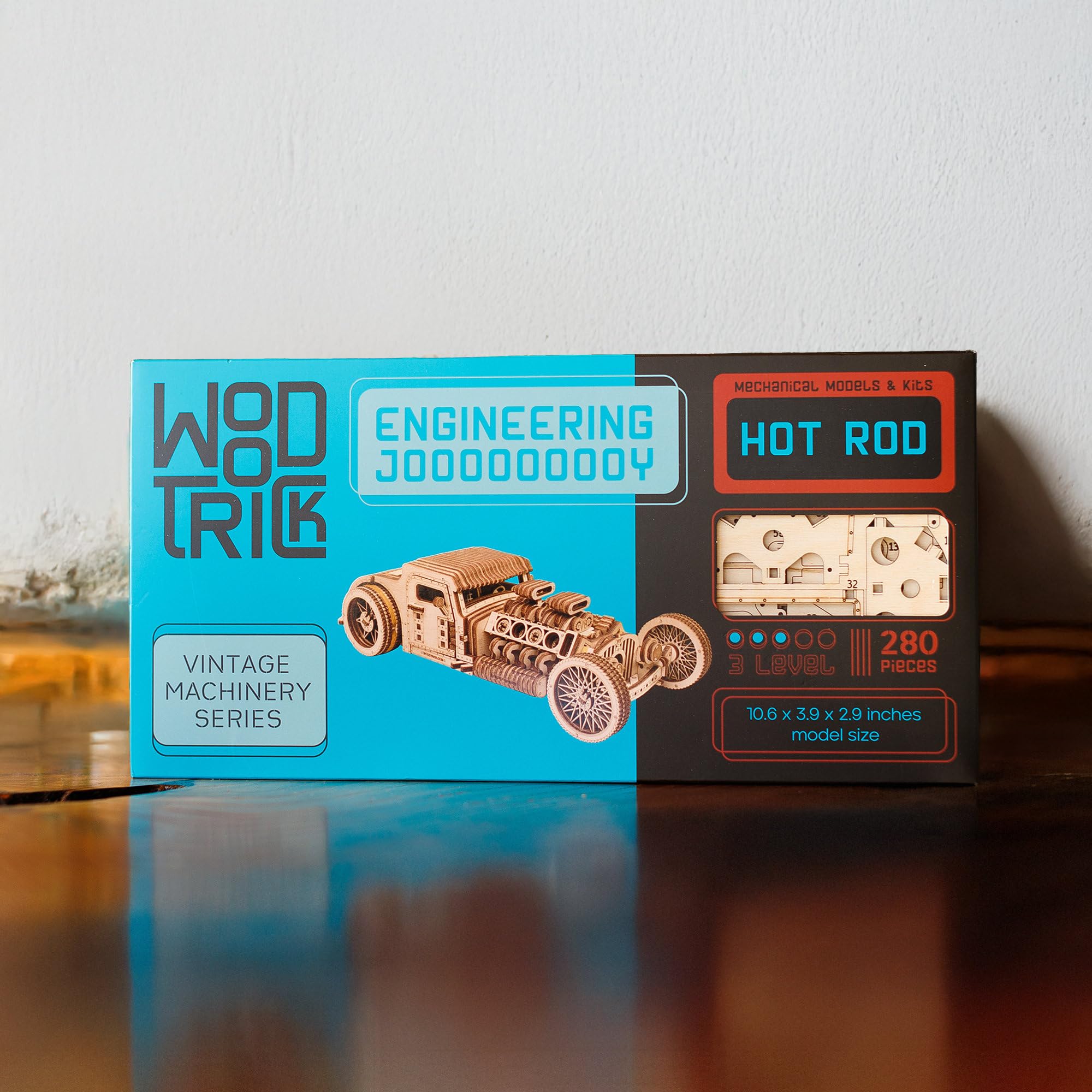 Wood Trick Hot Rod Car Puzzle 3D di Legno per Adulti da Costruire | [280 Pezzi] Rotola Fino a 9,8 m - Design Vintage Dettagliato - Kit di Montaggio Meccanico in Legno DIY per Adulti