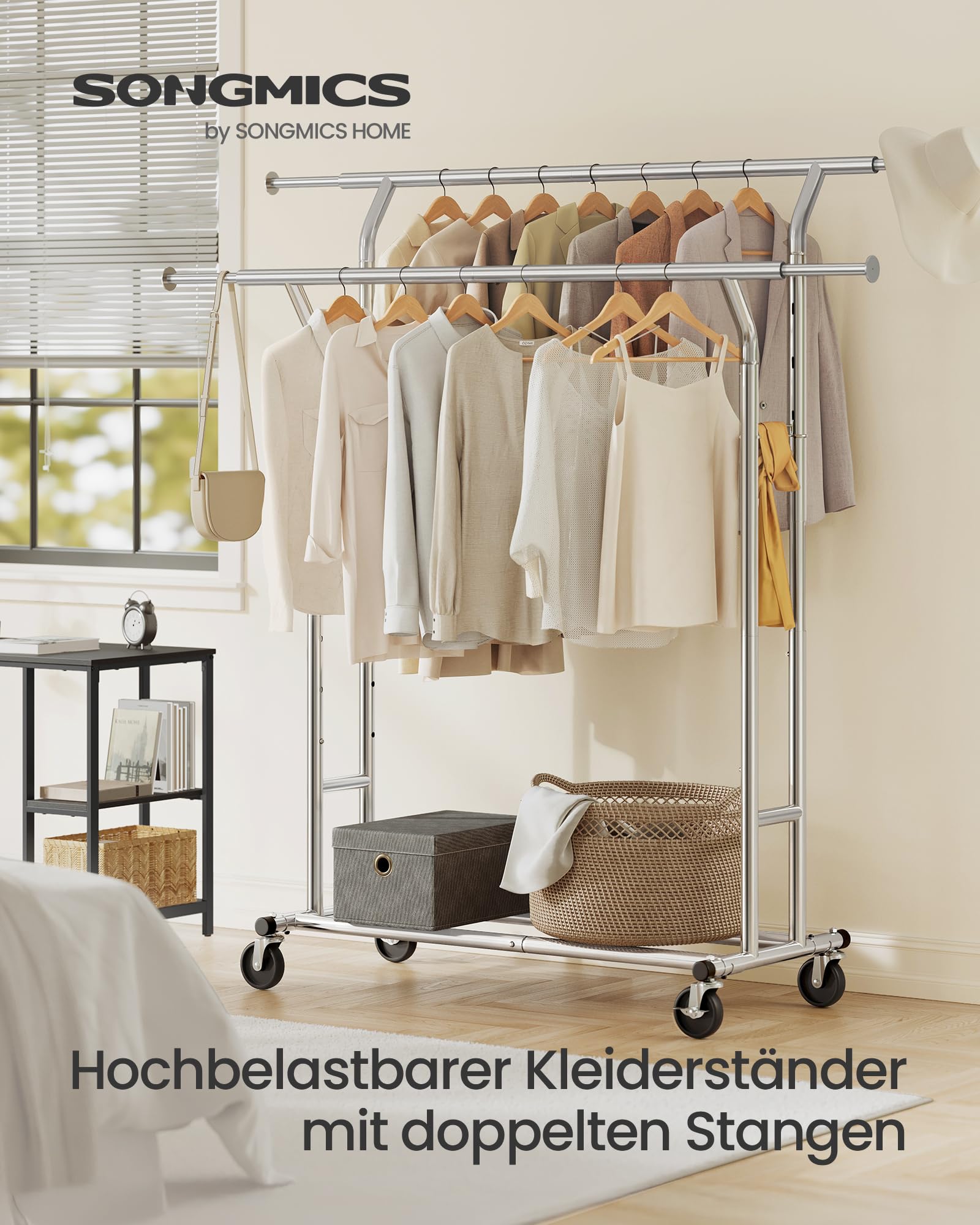 SONGMICS Schwerlast Kleiderständer aus Metall, bis 110 kg belastbar, Garderobenständer auf Rädern, Länge 129-169 cm, Verchromt HSR12S