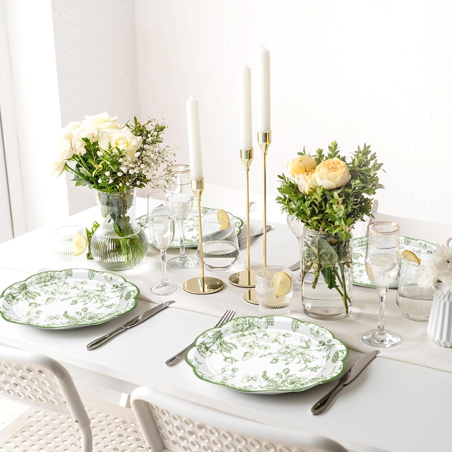 Kochorie 150 Pieces Sage Green Flower Paper Plates 7 Inches Disposable Floral Paper Plates Scalloped Sage Green Chinoiserie Vintage Flower Dessert Plate for Wedding Birthday Holiday Party Supplies