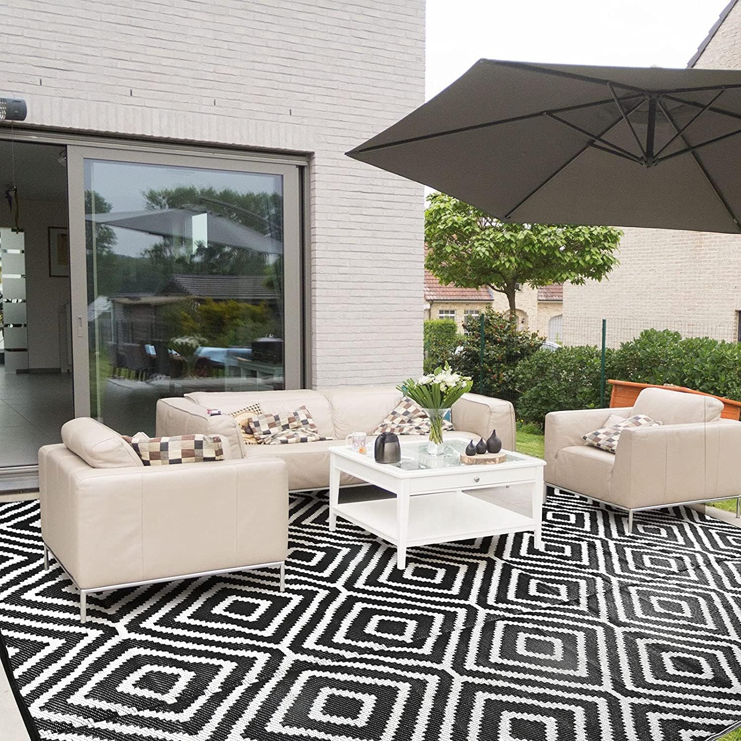 9' x 12', Plastic Straw Rug, Outdoor Patio Rugs, RV Rug, Large Floor Mat and Rugs for Outdoors, RV, Patio, Backyard, Deck, Picnic, Beach, Trailer, Camping, (Black&White | Diamond)