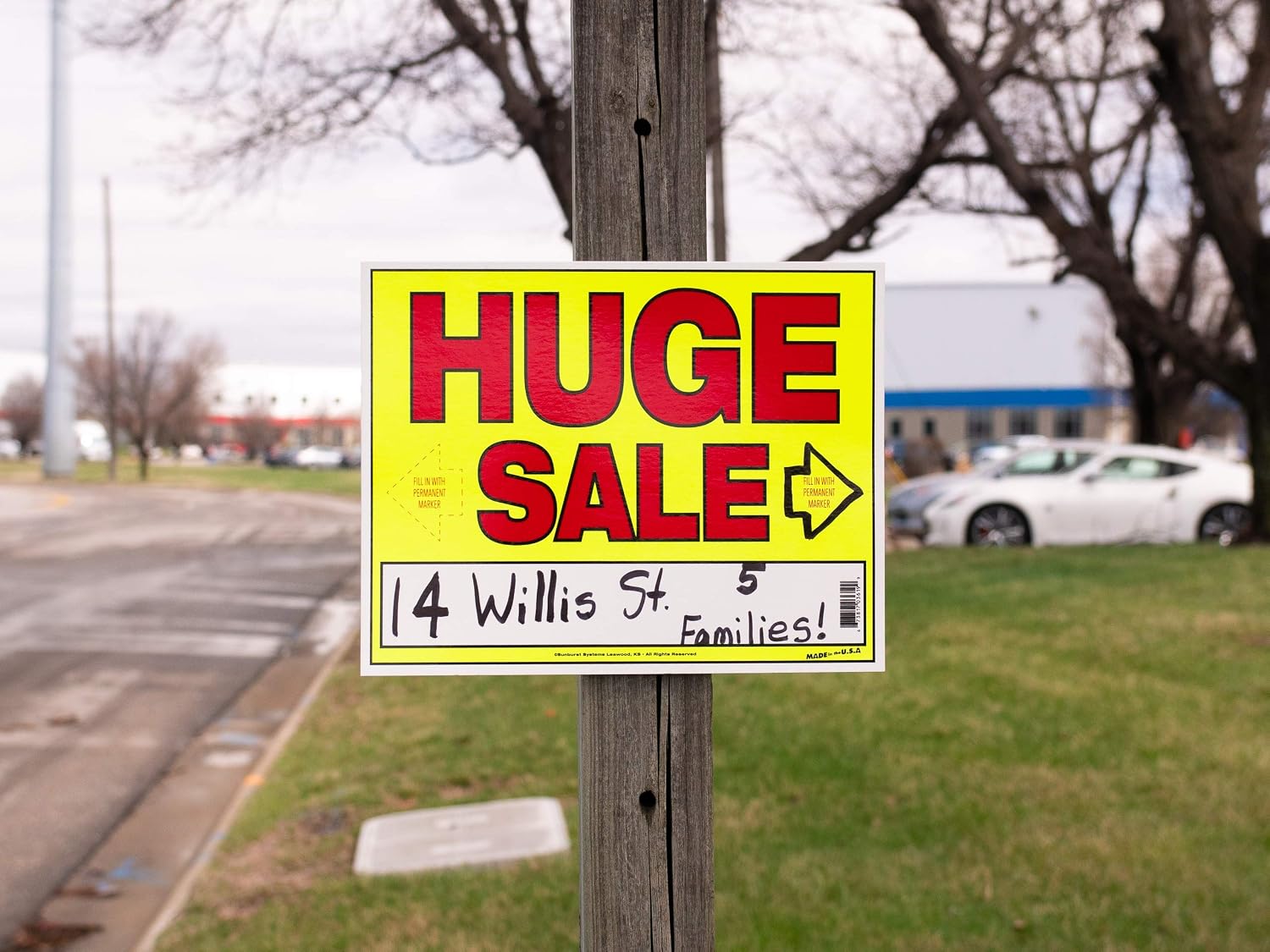 Sunburst Systems 4185 Huge Sale Kit Includes (3) 11" x 14" Huge Sale Signs, 600 Neon Yellow Price Label Stickers, 15 Large Pre-Printed Pricing Labels
