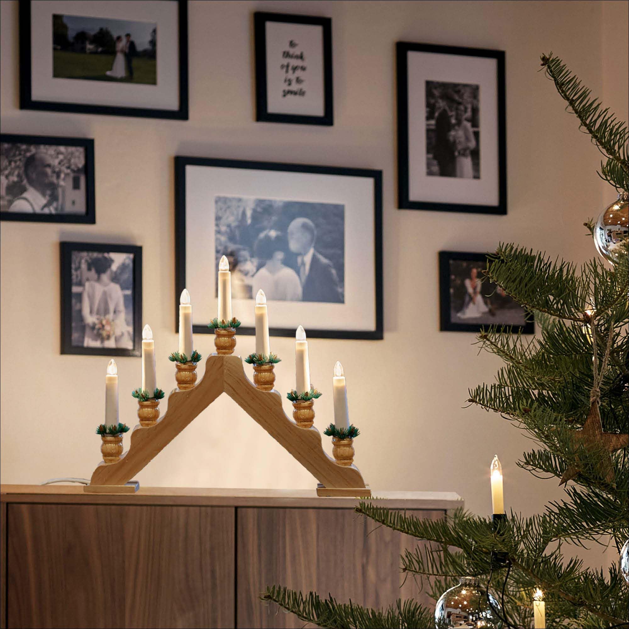 Arche lumineuse de Noël Hellum pour l'intérieur, éclairage de fenêtre de Noël, 39 x 34 cm, couleur naturelle, avec 7 bougies, arche lumineuse avec alimentation électrique et interrupteur 151794