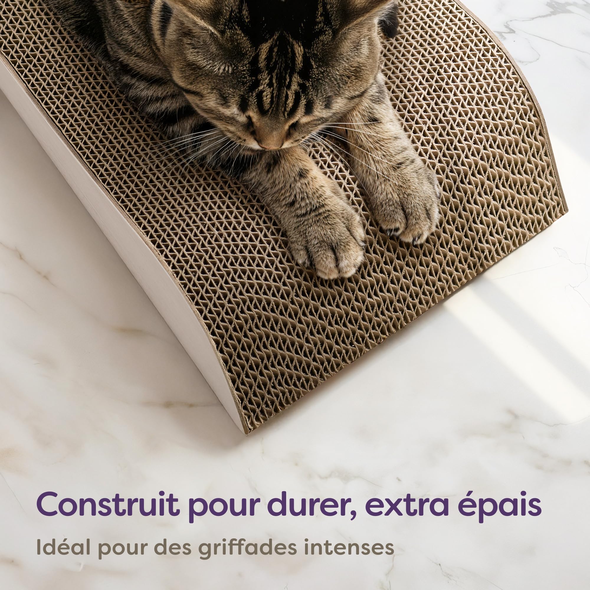 Knupis Griffoir Chat XXL 78 cm Blanc – 3 Pièces – Grattoir Chat en Carton | Tient jusqu'à 2 ans, matière très résistante, peu encombrant, protège canapé et meubles, motif nuage sobre