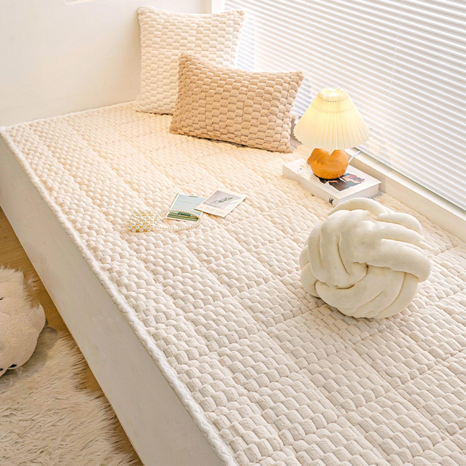 GBPLDMAQ Plush Window Seat Cushion, Nonslip Bottom, Washable Bay Window Cushion, Soft for Bedroom Living Bay(Beige,70x120cm/28x47in)